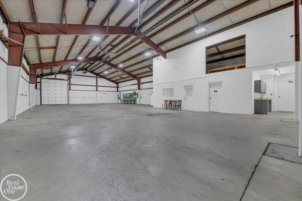 12565 E 9 MILE Road, Warren, MI 48089 — Photo 9