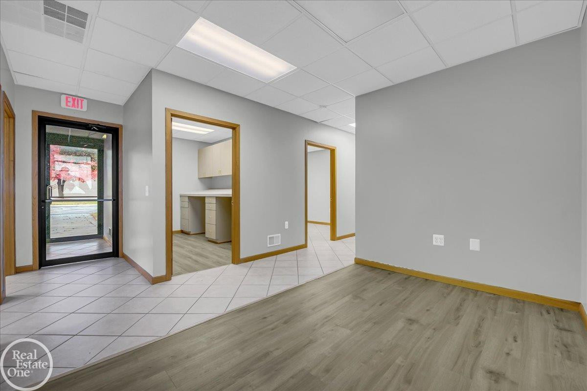 12565 E 9 MILE Road, Warren, MI 48089 — Photo 20