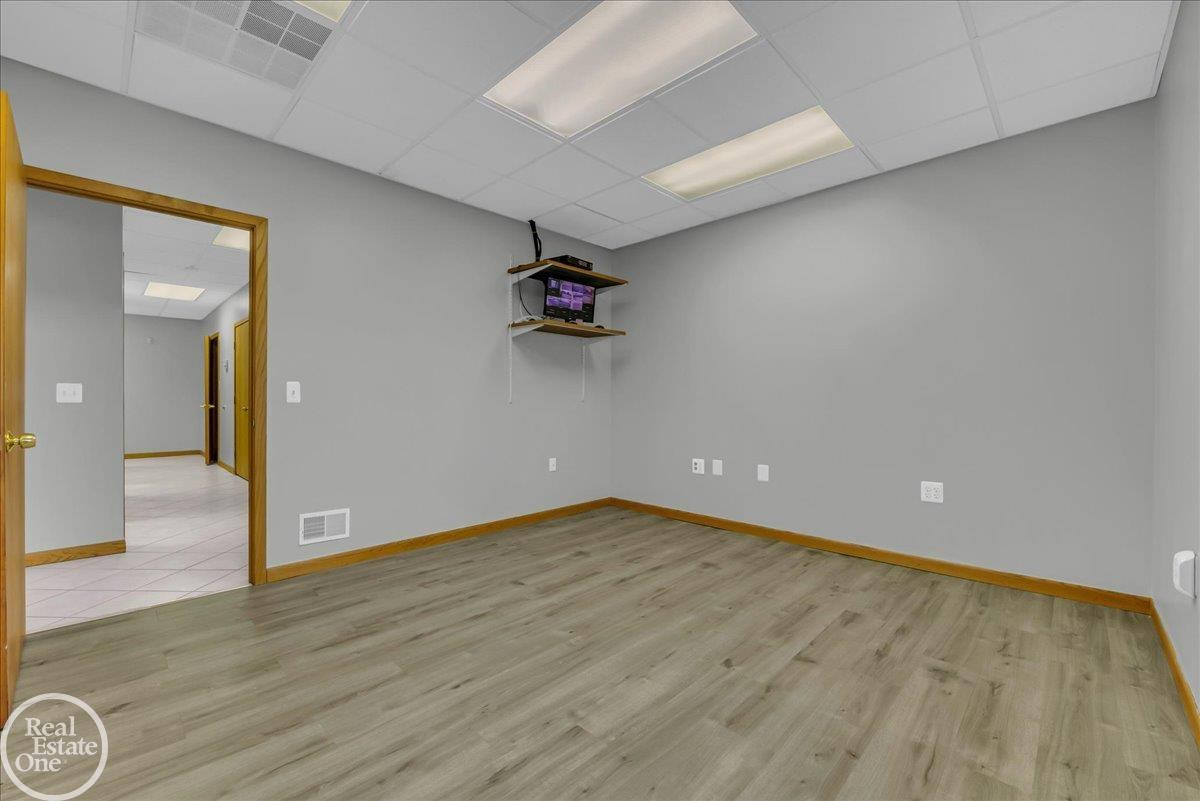 12565 E 9 MILE Road, Warren, MI 48089 — Photo 22