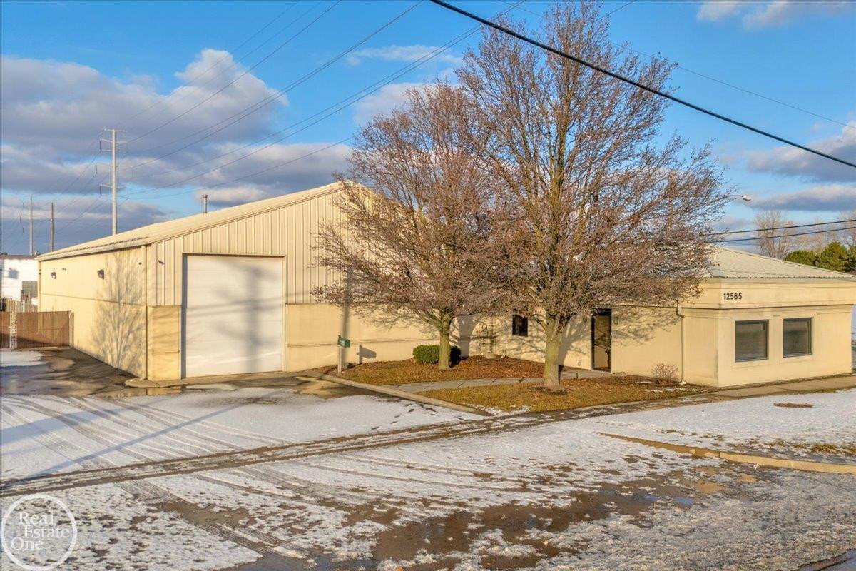 12565 E 9 MILE Road, Warren, MI 48089 — Photo 25
