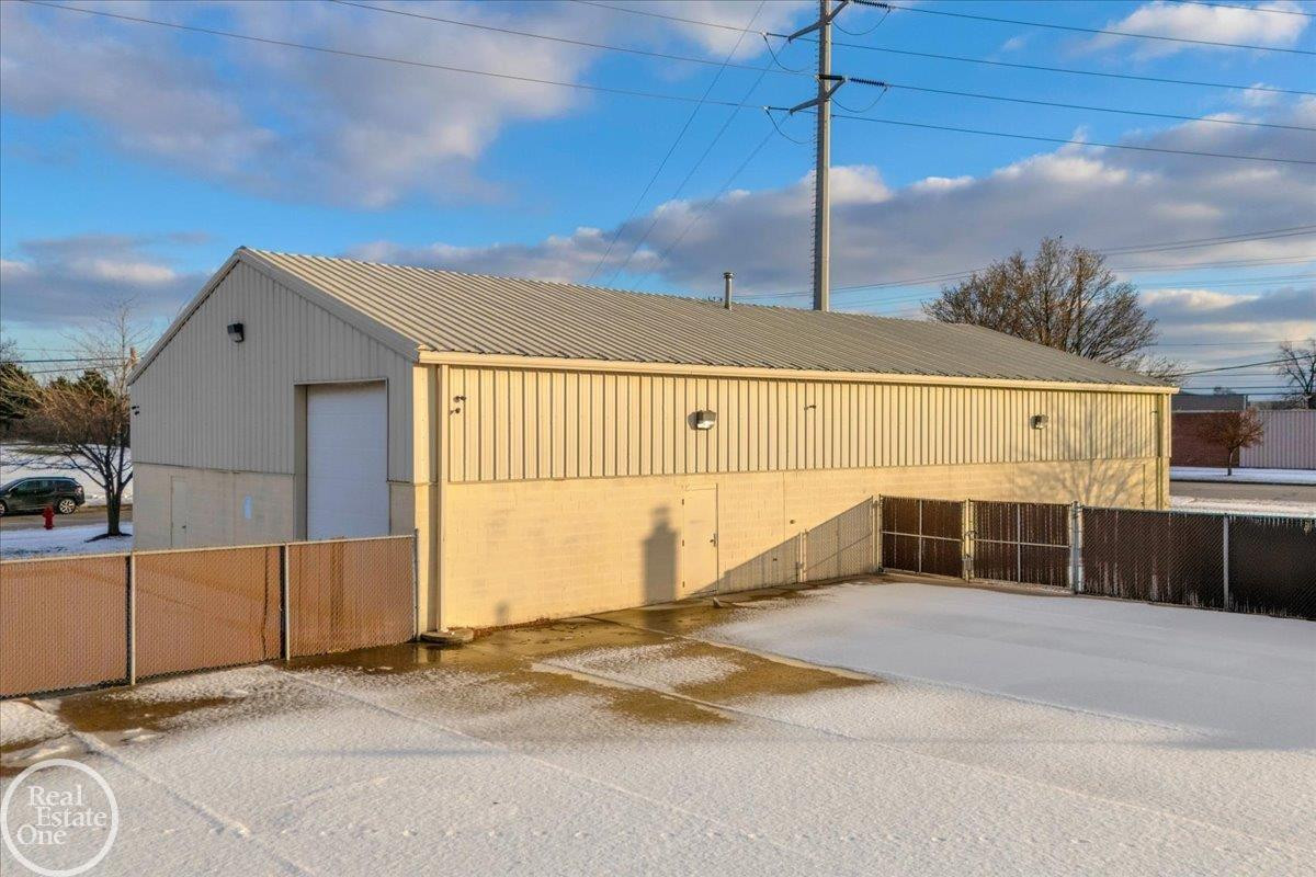 12565 E 9 MILE Road, Warren, MI 48089 — Photo 26