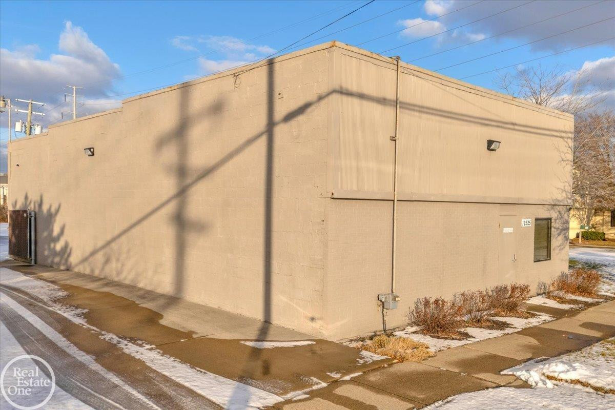 12565 E 9 MILE Road, Warren, MI 48089 — Photo 28