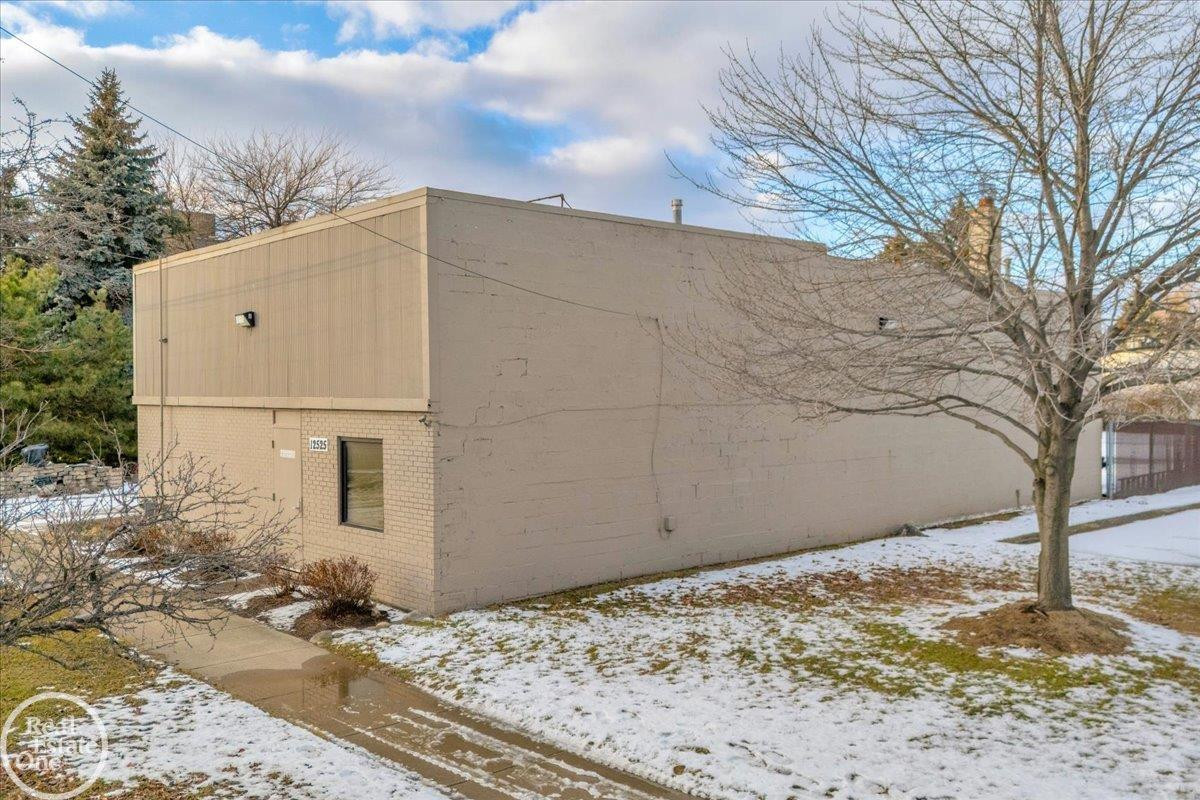 12565 E 9 MILE Road, Warren, MI 48089 — Photo 29