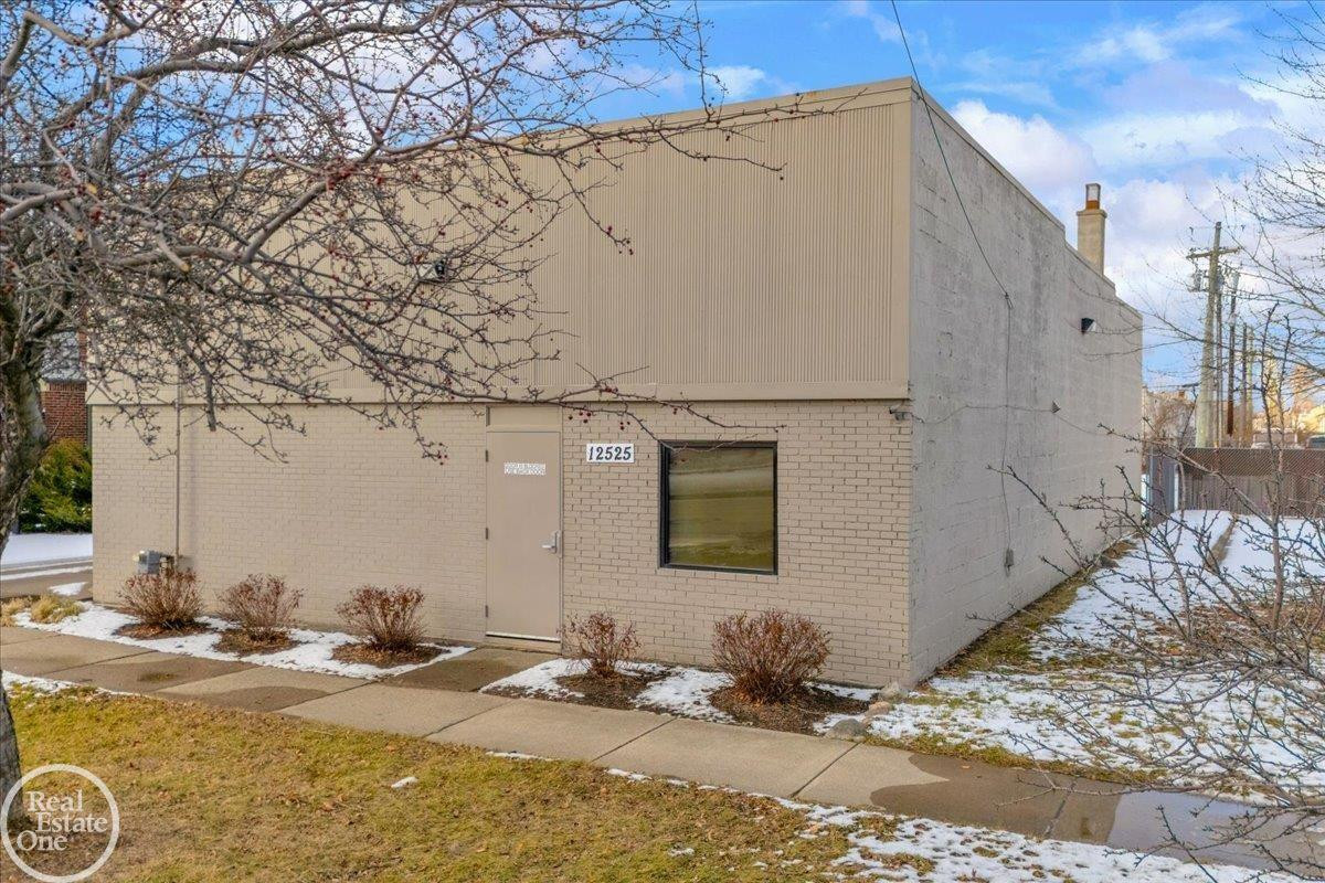 12565 E 9 MILE Road, Warren, MI 48089 — Photo 30