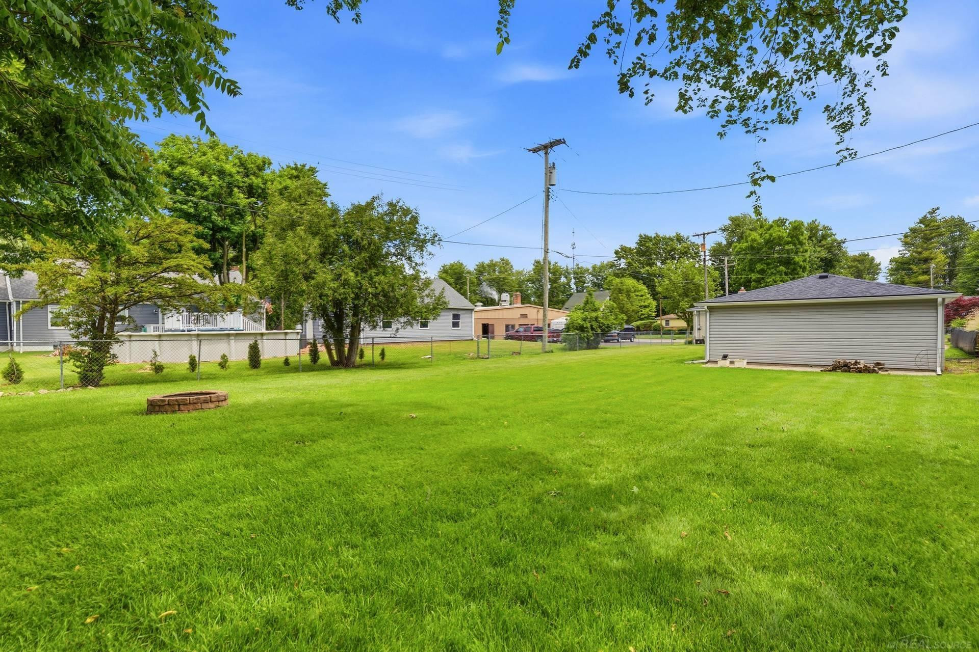 68435 Oak Street, Richmond, MI 48062 — Photo 24