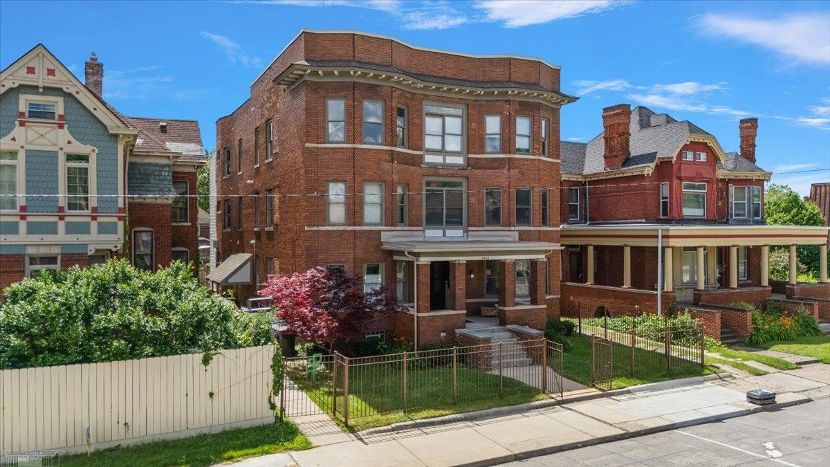 3933 Trumbull Street, Detroit, MI 48208 — Photo 6