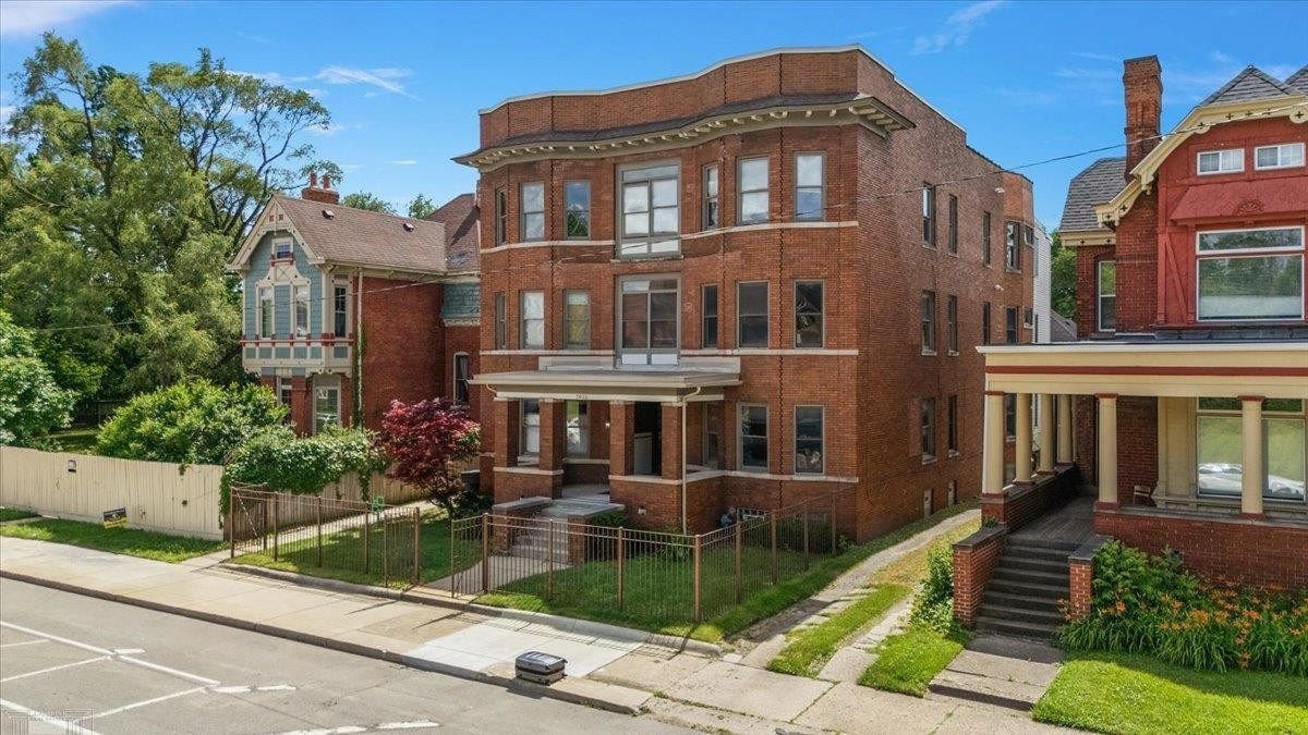 3933 Trumbull Street, Detroit, MI 48208 — Photo 7
