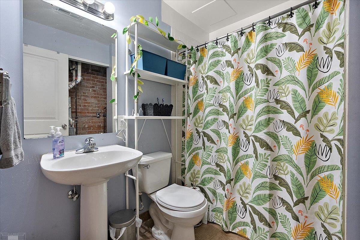 3933 Trumbull Street, Detroit, MI 48208 — Photo 31