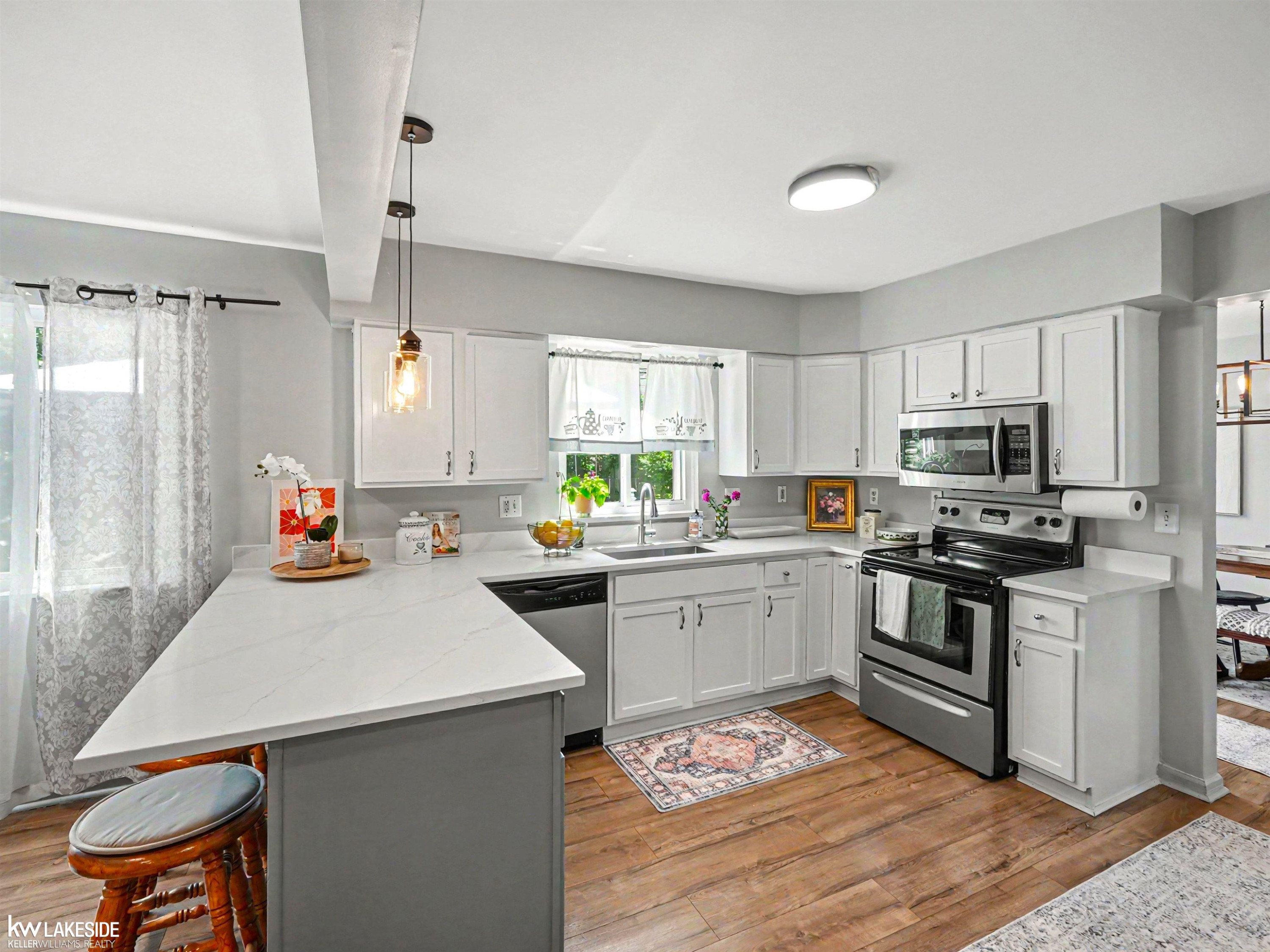 2747 Southlawn Street, Ypsilanti, MI 48197 — Photo 8