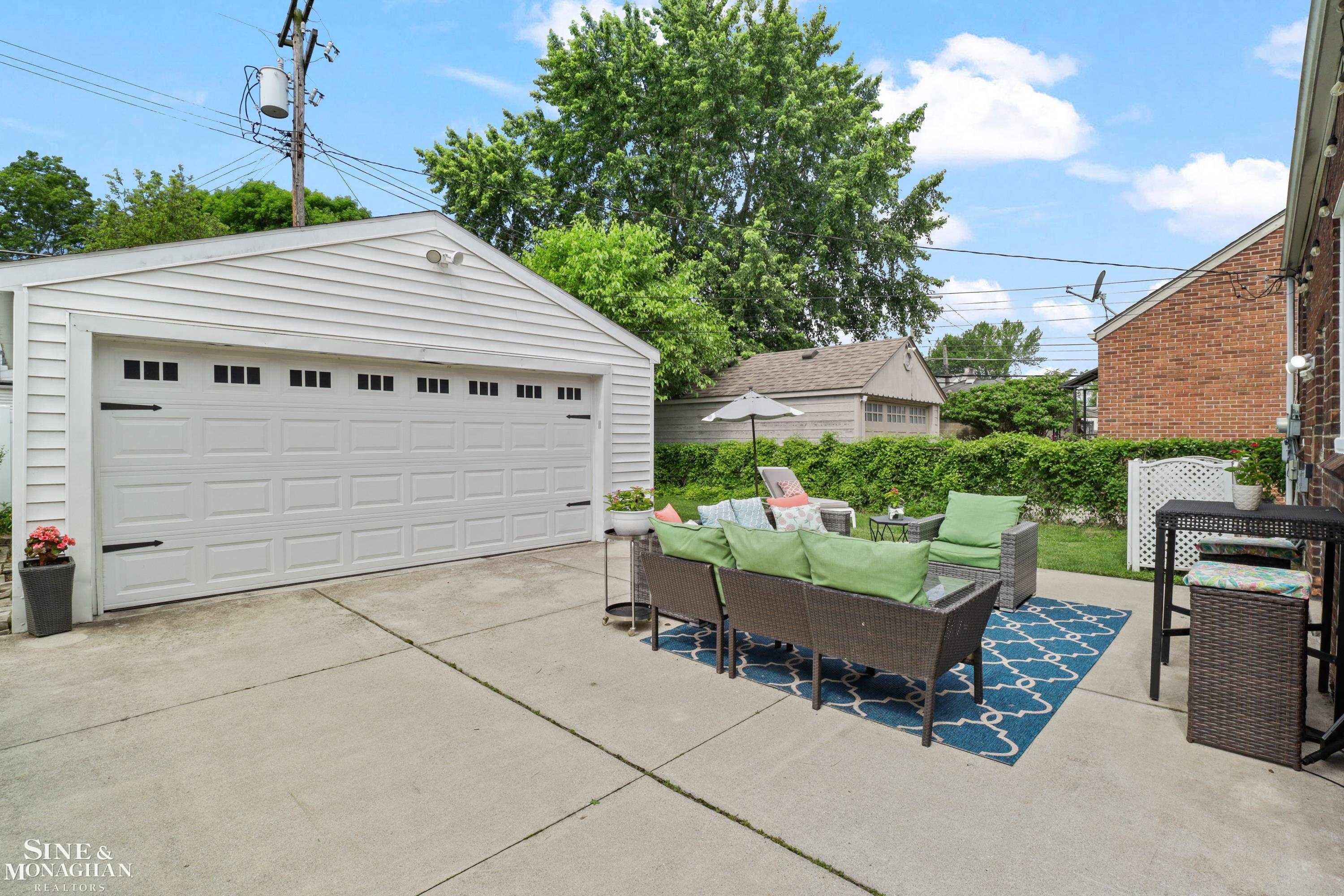 475 Touraine Road, Grosse Pointe Farms, MI 48236 — Photo 32