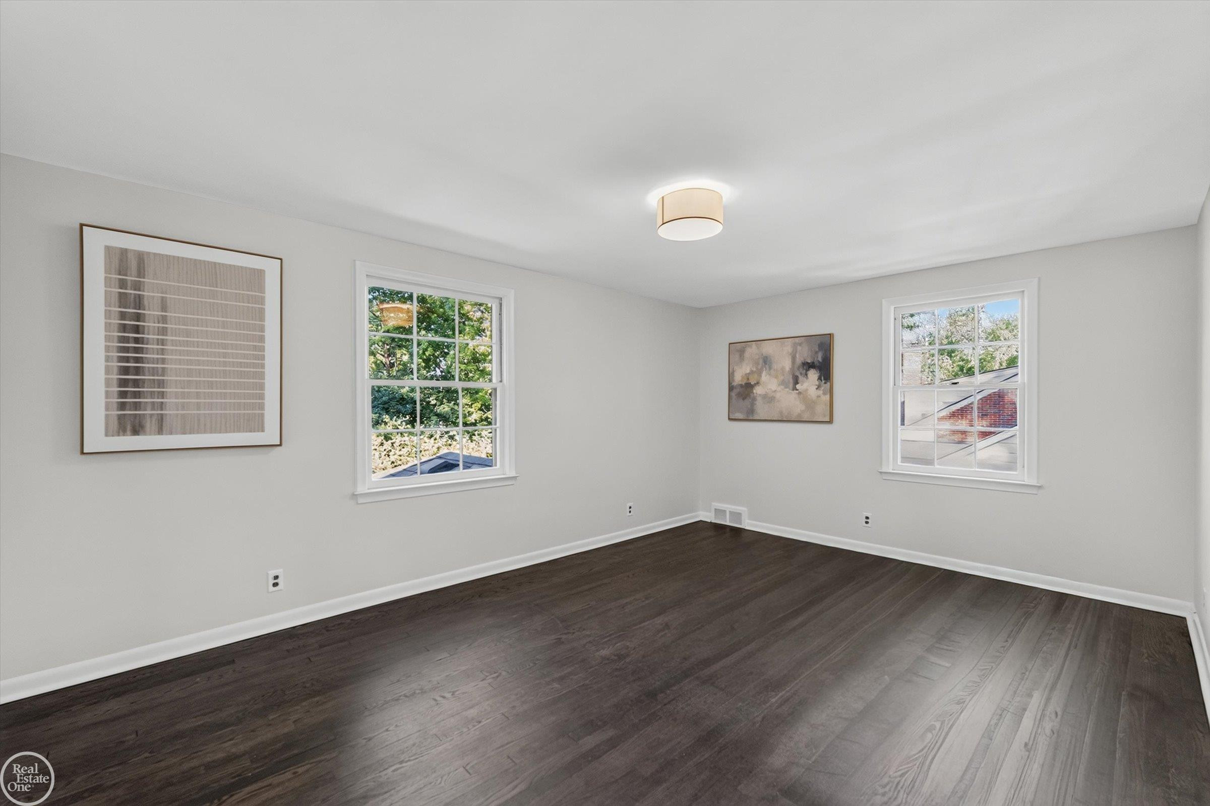 699 N Esplanade Street, Mount Clemens, MI 48043 — Photo 17
