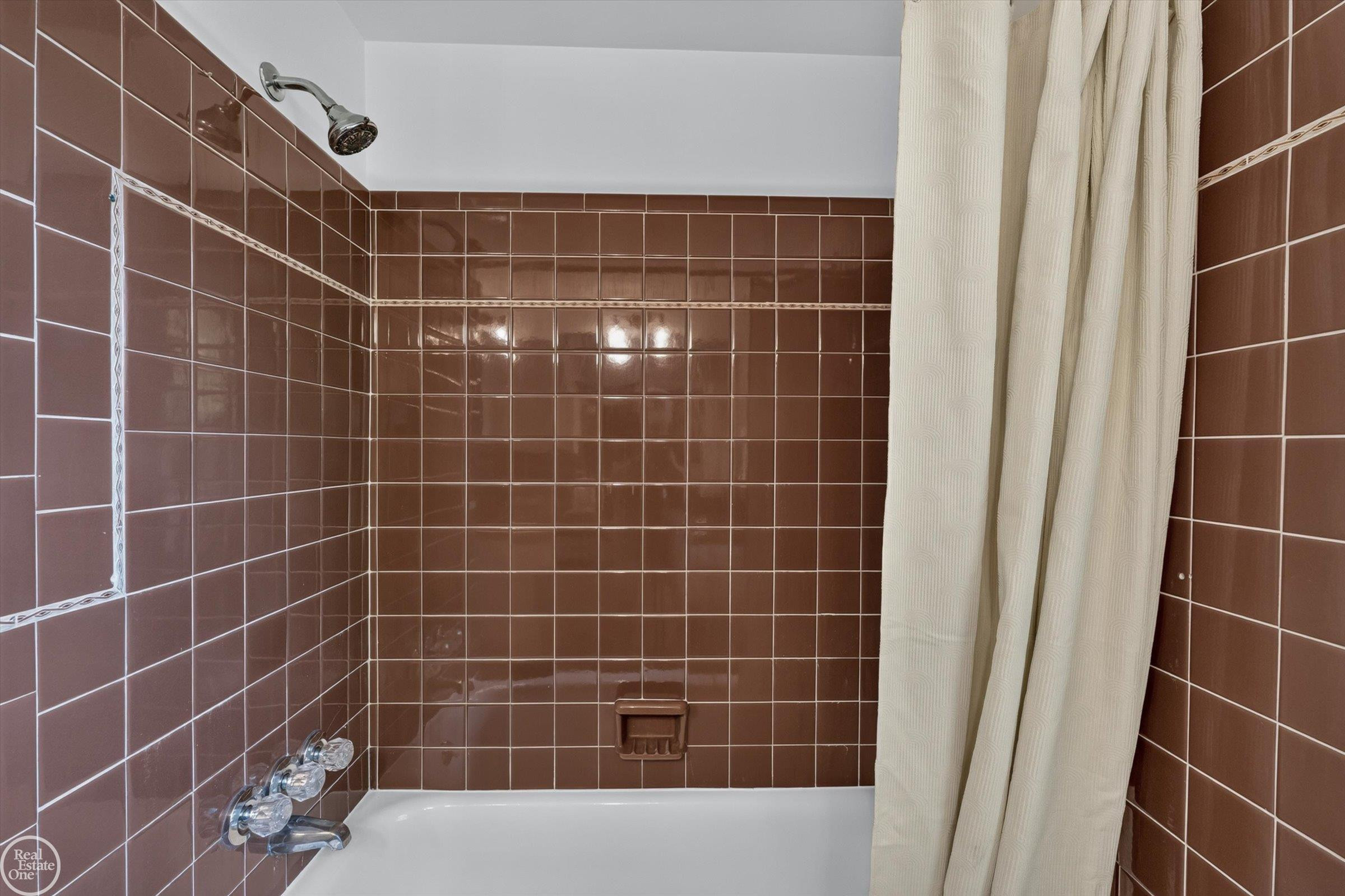699 N Esplanade Street, Mount Clemens, MI 48043 — Photo 20