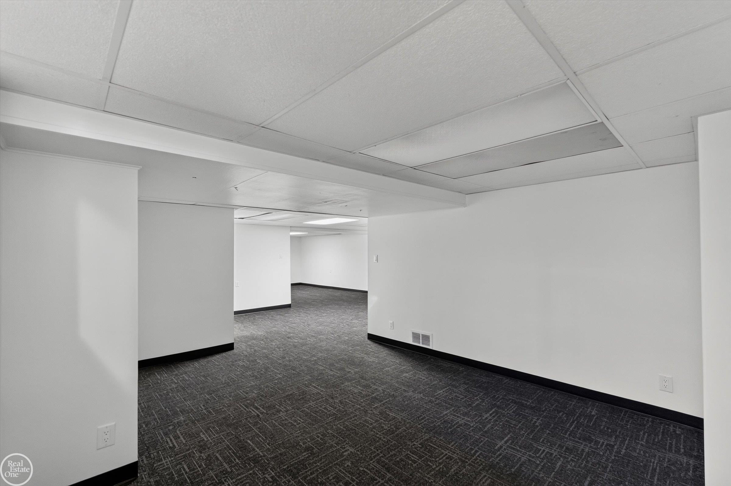 699 N Esplanade Street, Mount Clemens, MI 48043 — Photo 25