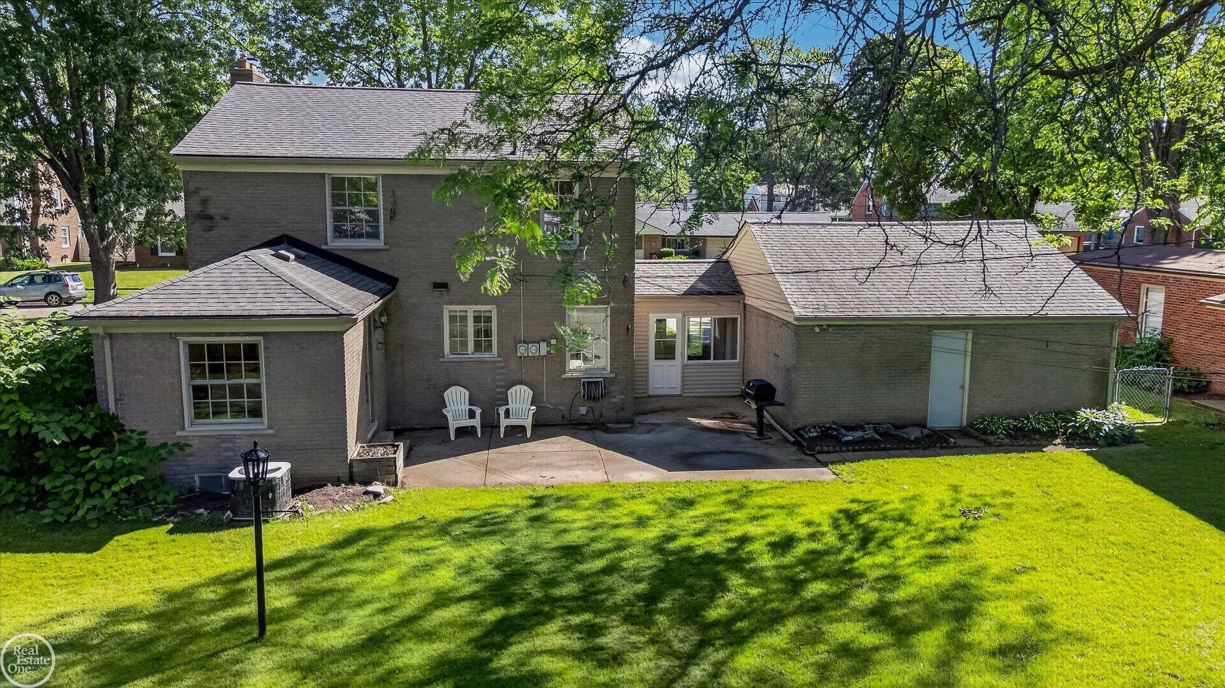 699 N Esplanade Street, Mount Clemens, MI 48043 — Photo 27