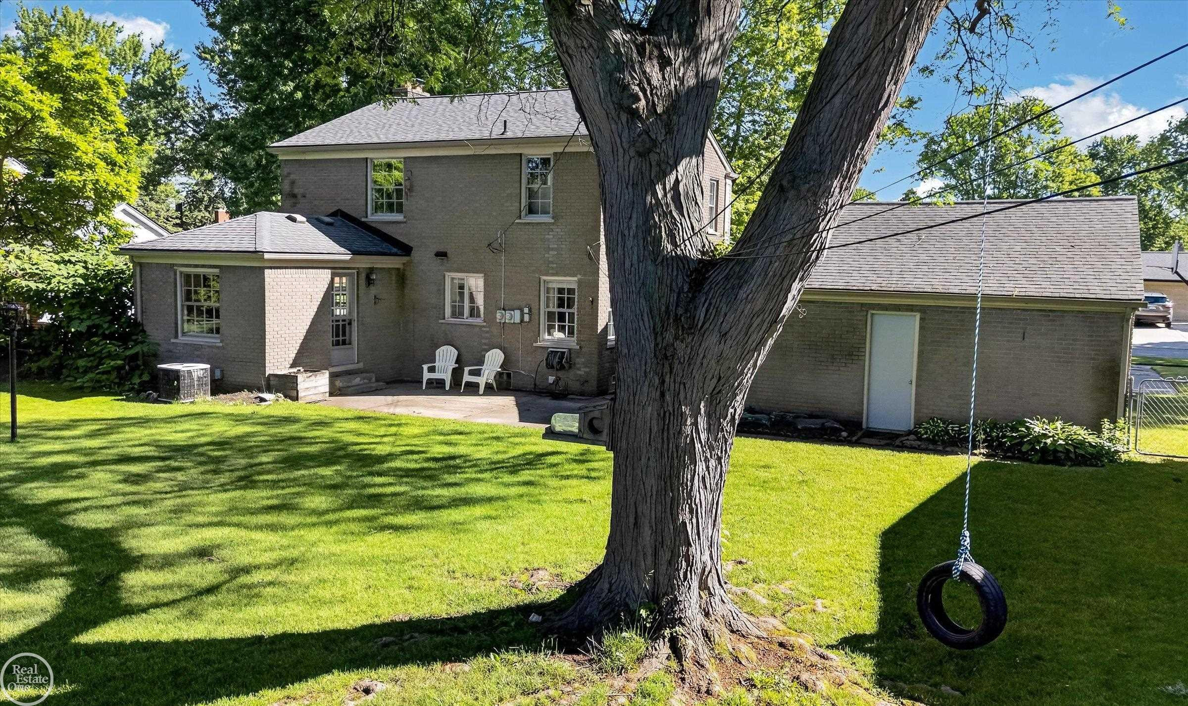 699 N Esplanade Street, Mount Clemens, MI 48043 — Photo 29