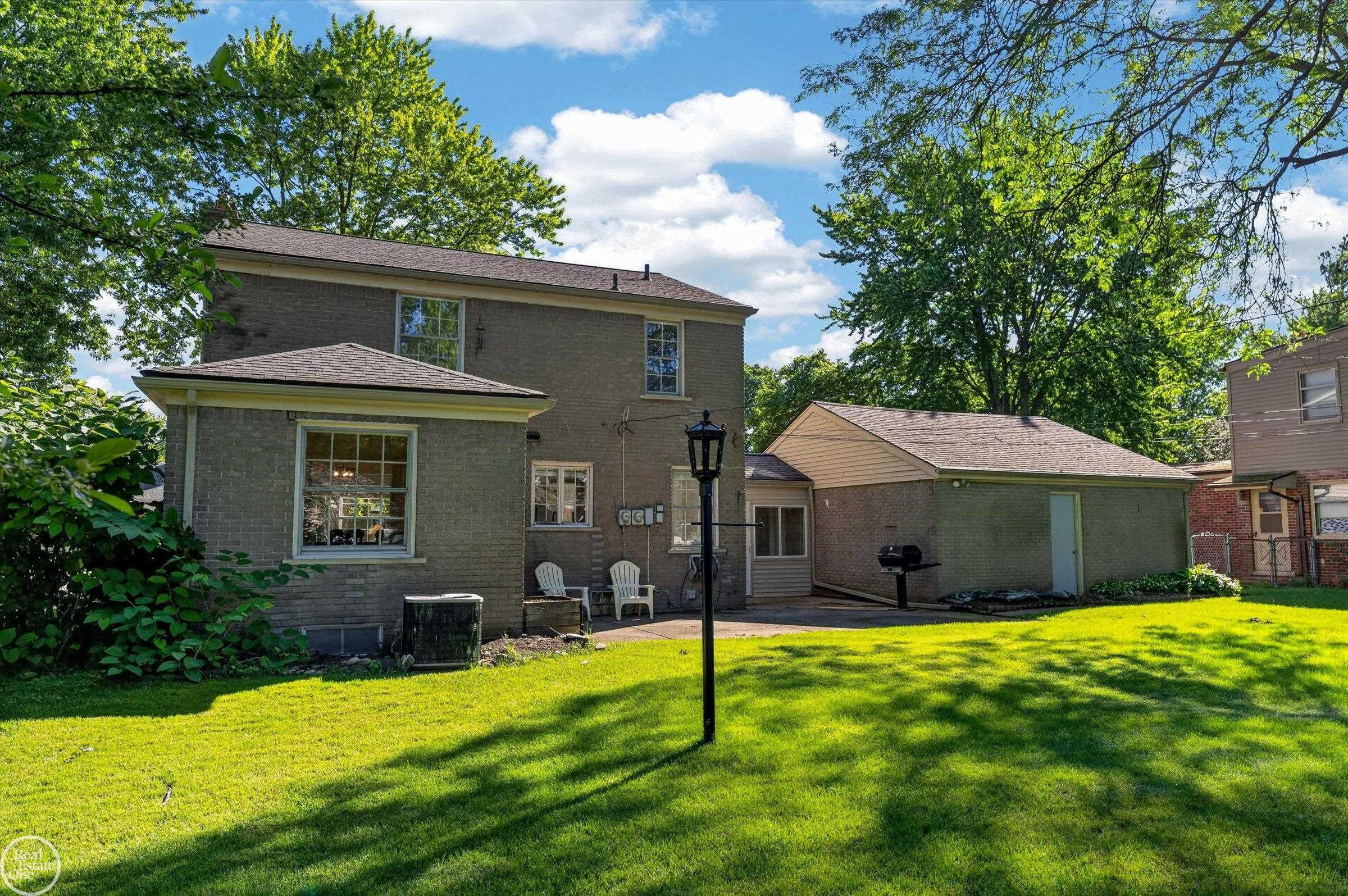 699 N Esplanade Street, Mount Clemens, MI 48043 — Photo 30