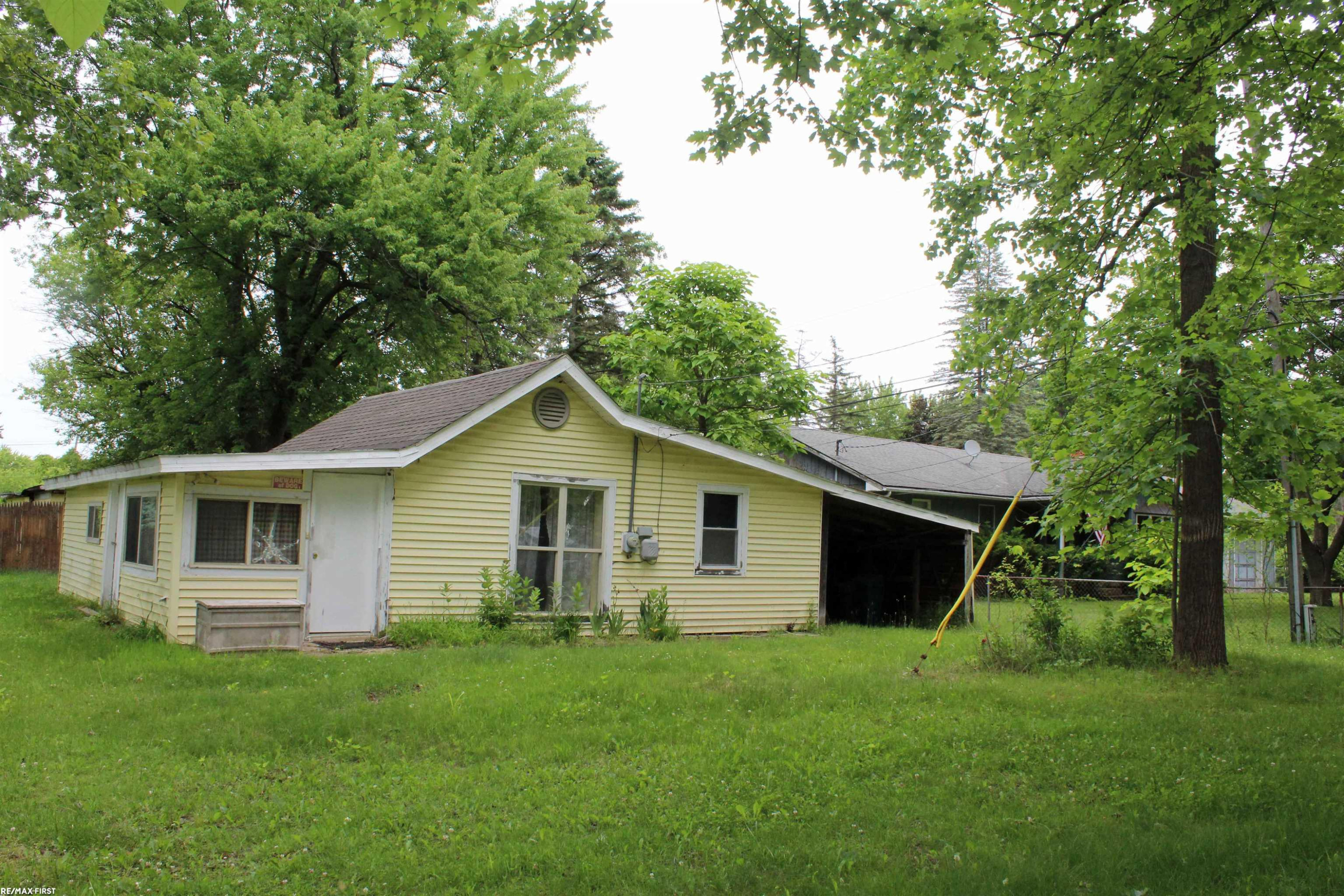4954 Whipple Lake Rd Street, Clarkston, MI 48348 — Photo 2