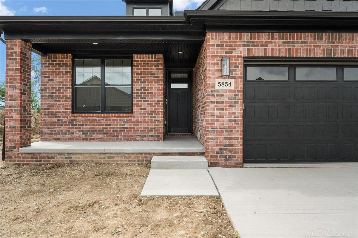 5854 Everton Court, Troy, MI 48085 — Photo 3