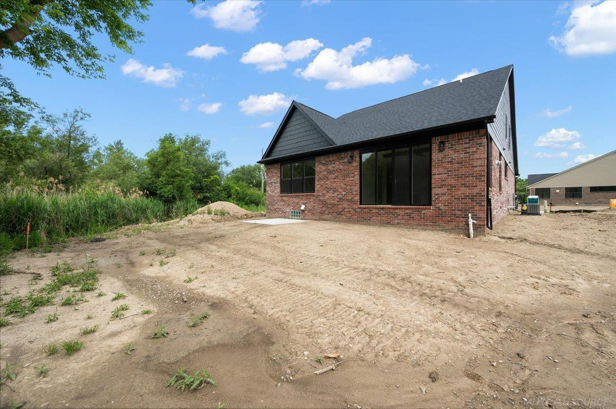 5854 Everton Court, Troy, MI 48085 — Photo 8