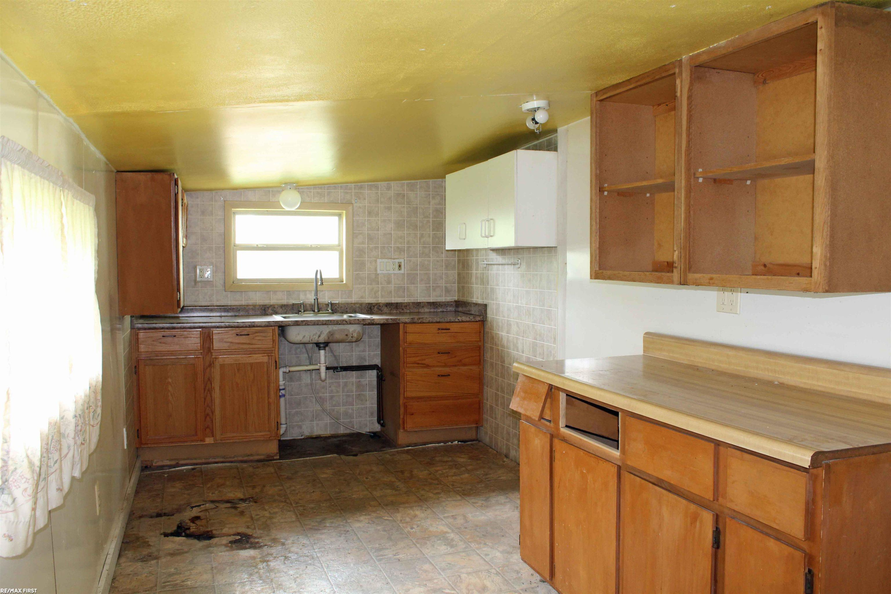 4954 Whipple Lake Rd Street, Clarkston, MI 48348 — Photo 9