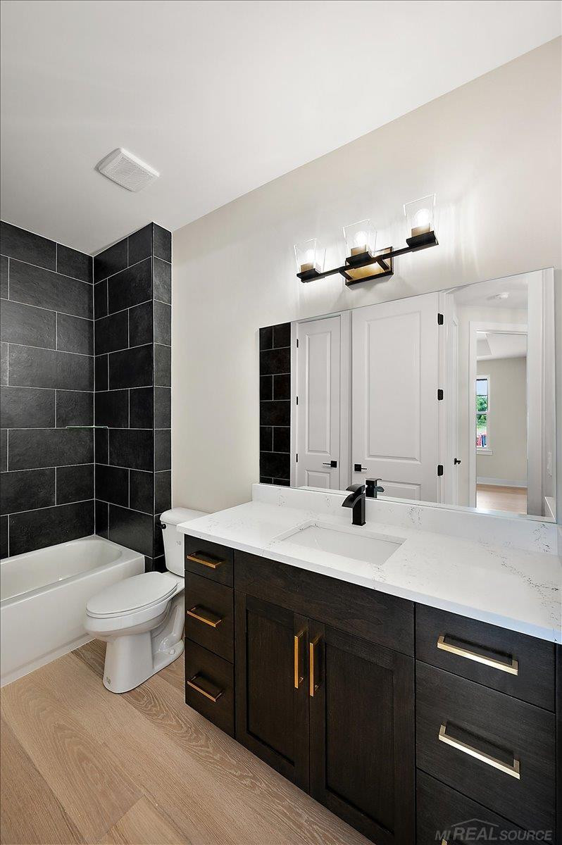 5854 Everton Court, Troy, MI 48085 — Photo 16