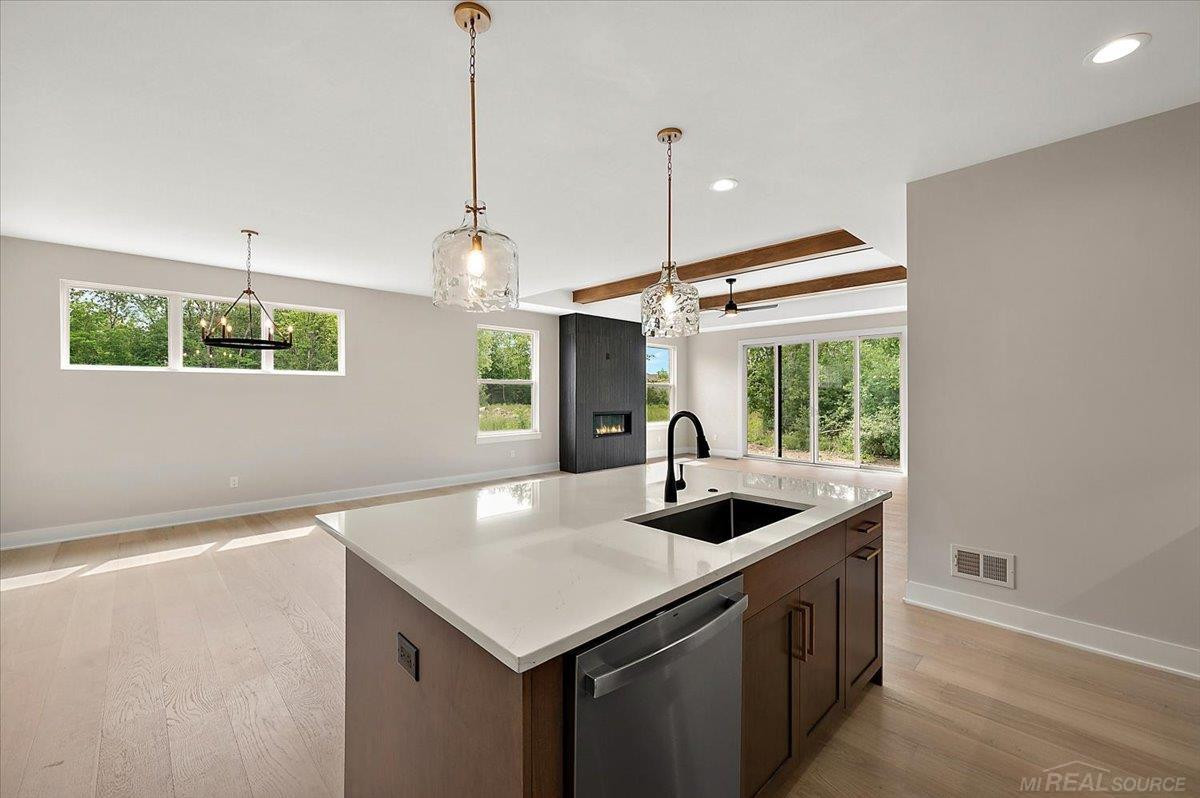 5854 Everton Court, Troy, MI 48085 — Photo 26
