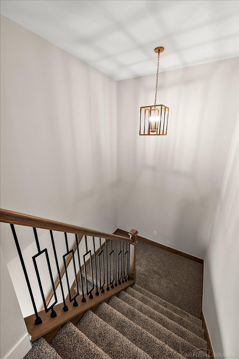 5854 Everton Court, Troy, MI 48085 — Photo 42