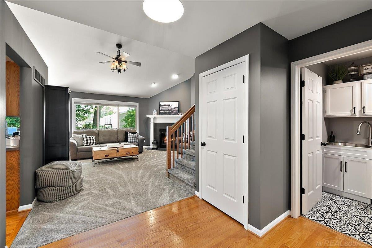 46856 Jewel Drive, MI 48044 — Photo 5
