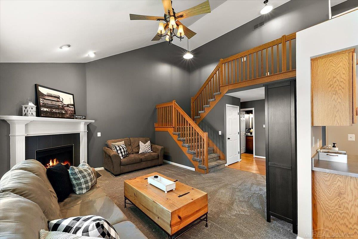 46856 Jewel Drive, MI 48044 — Photo 8