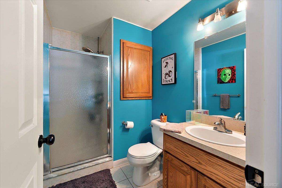 46856 Jewel Drive, MI 48044 — Photo 17