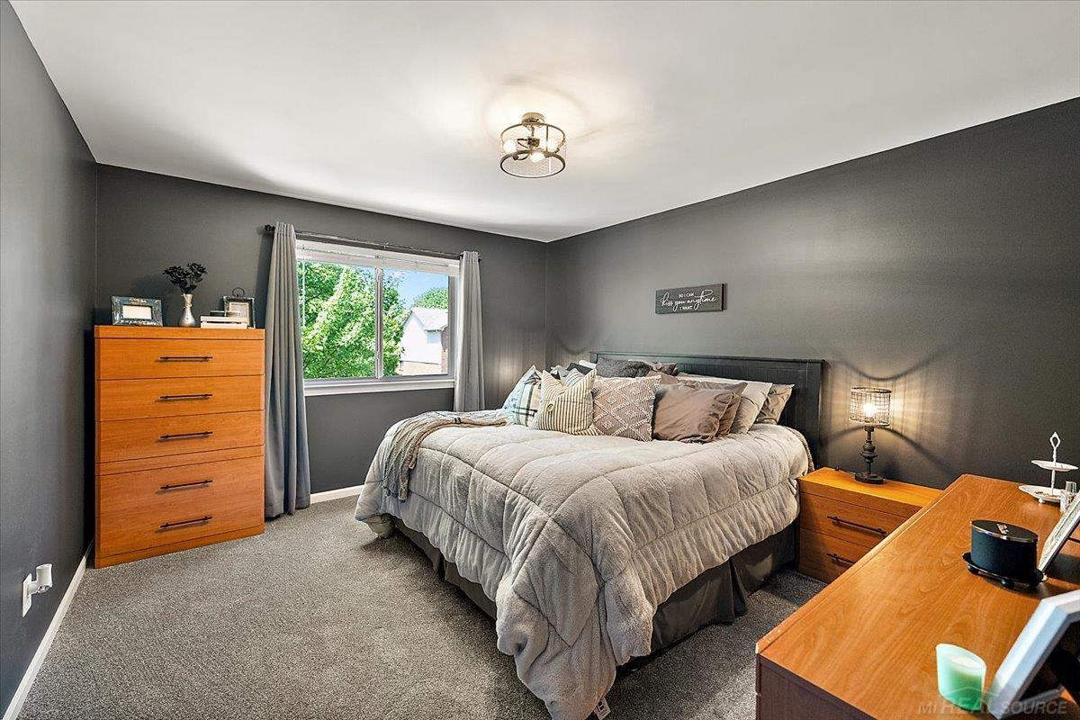 46856 Jewel Drive, MI 48044 — Photo 25