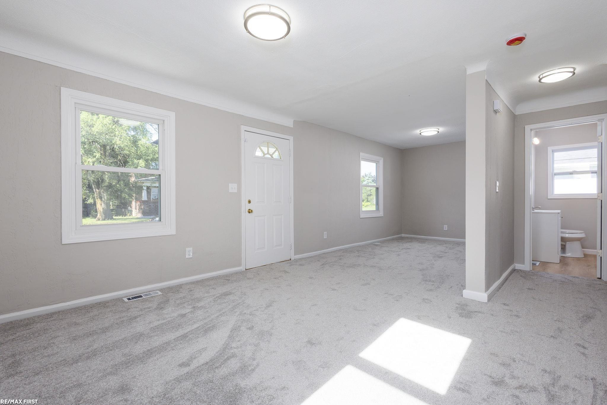 49 Fessenden St Street, Mount Clemens, MI 48043 — Photo 7