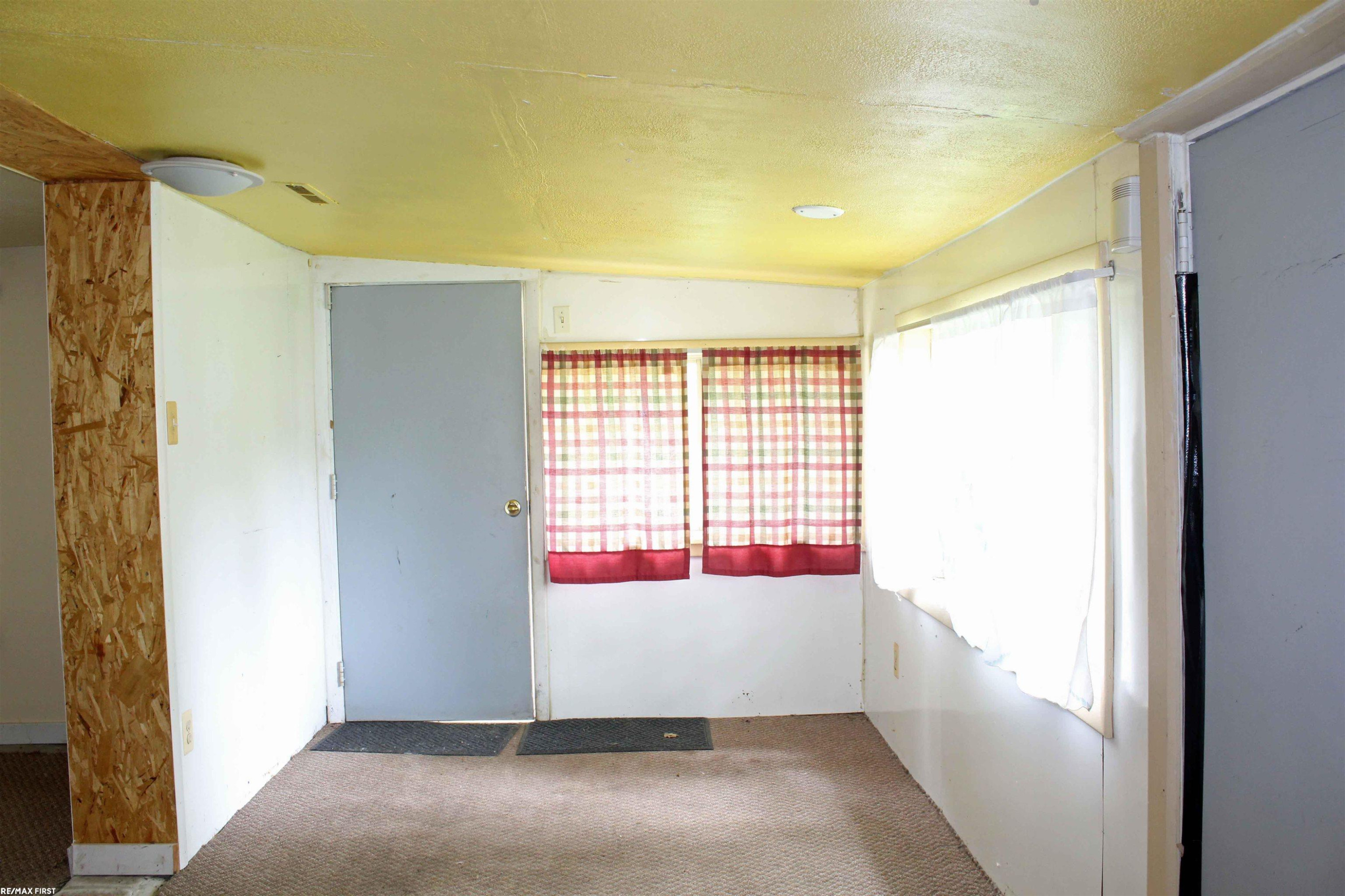 4954 Whipple Lake Rd Street, Clarkston, MI 48348 — Photo 10
