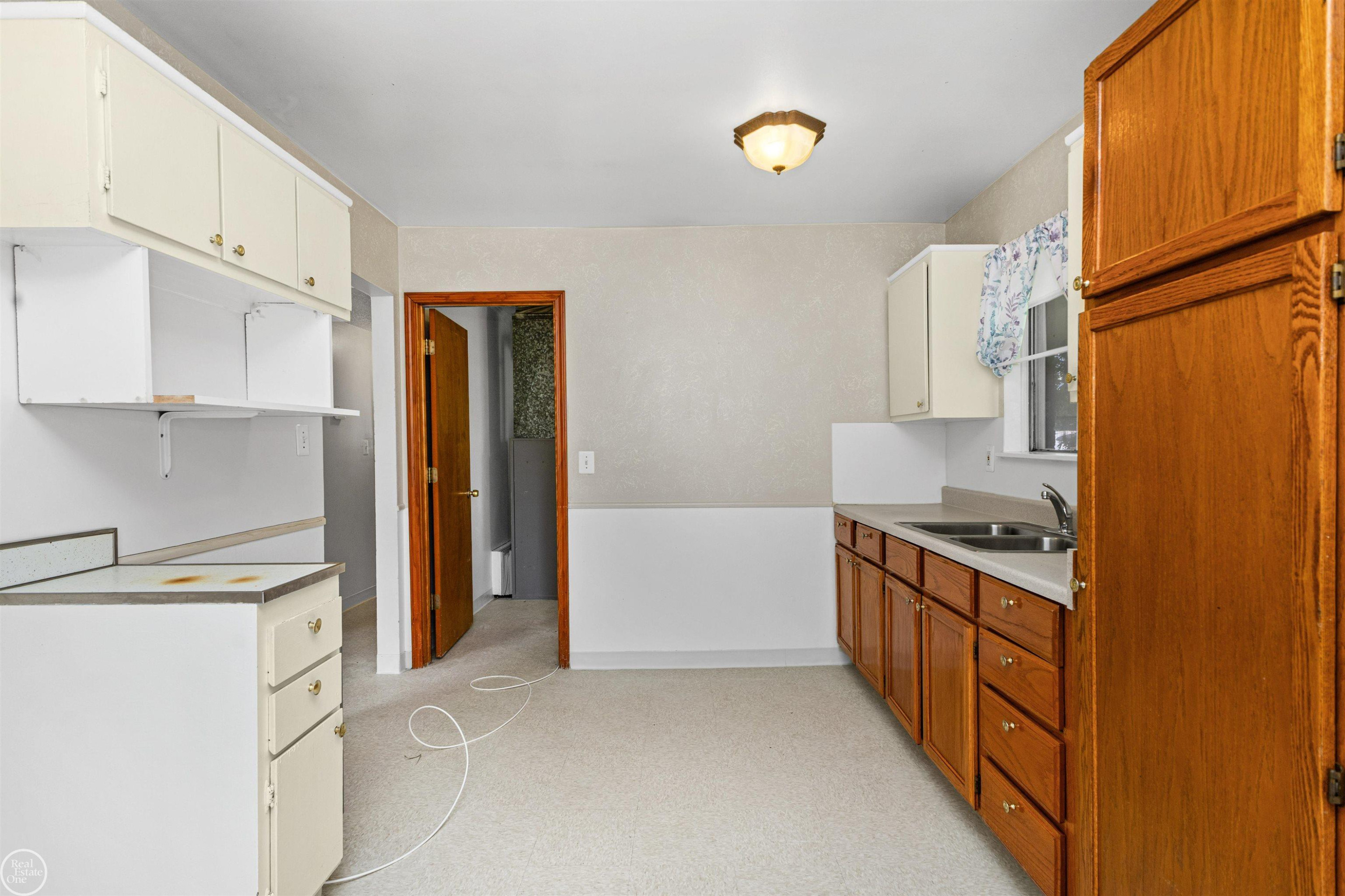 6793 Prospect Avenue, Warren, MI 48091 — Photo 11