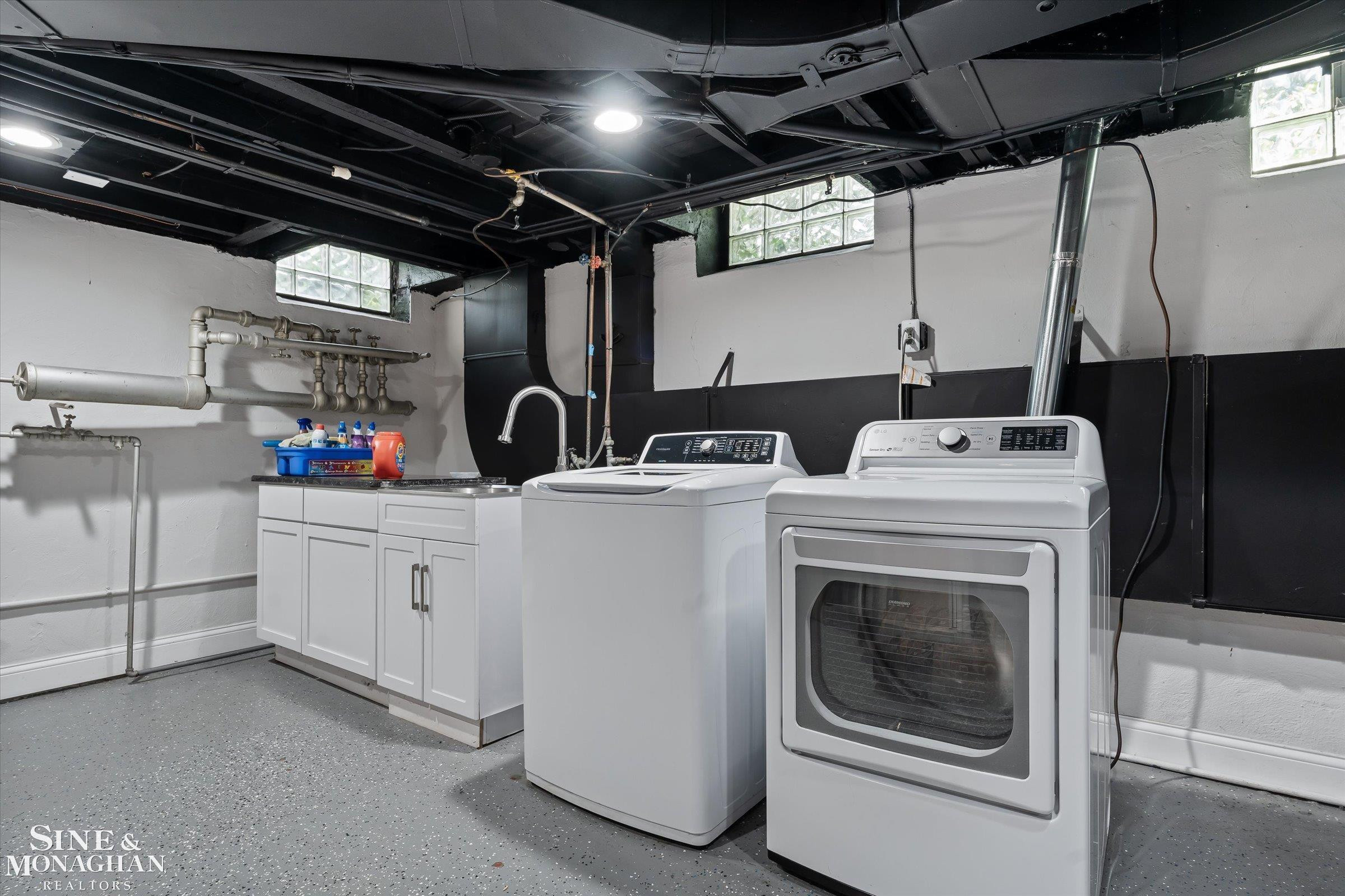 542 Lakepointe Street, Grosse Pointe Park, MI 48236 — Photo 33
