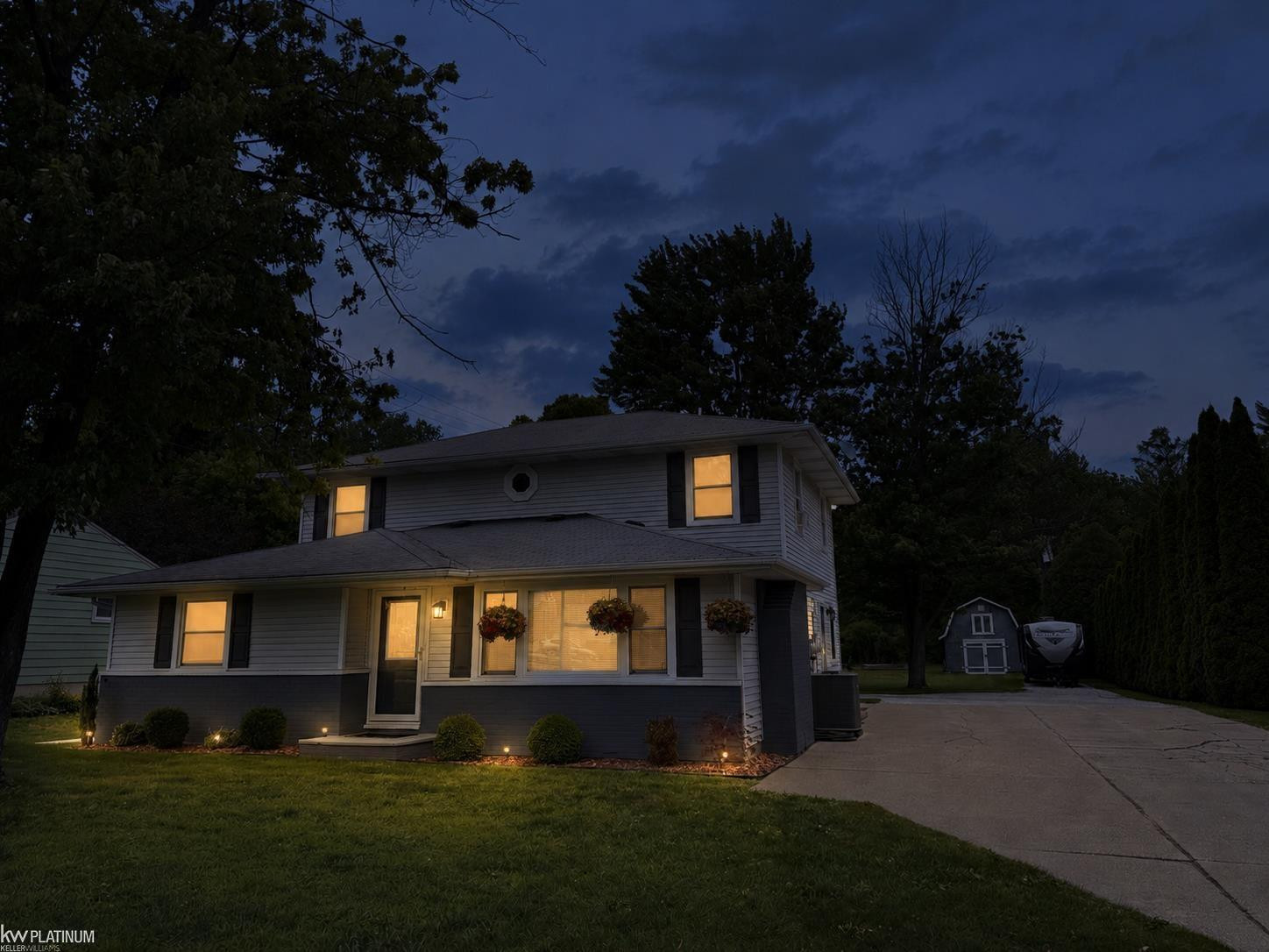 481 Michigan Avenue, Marysville, MI 48040 — Photo 2