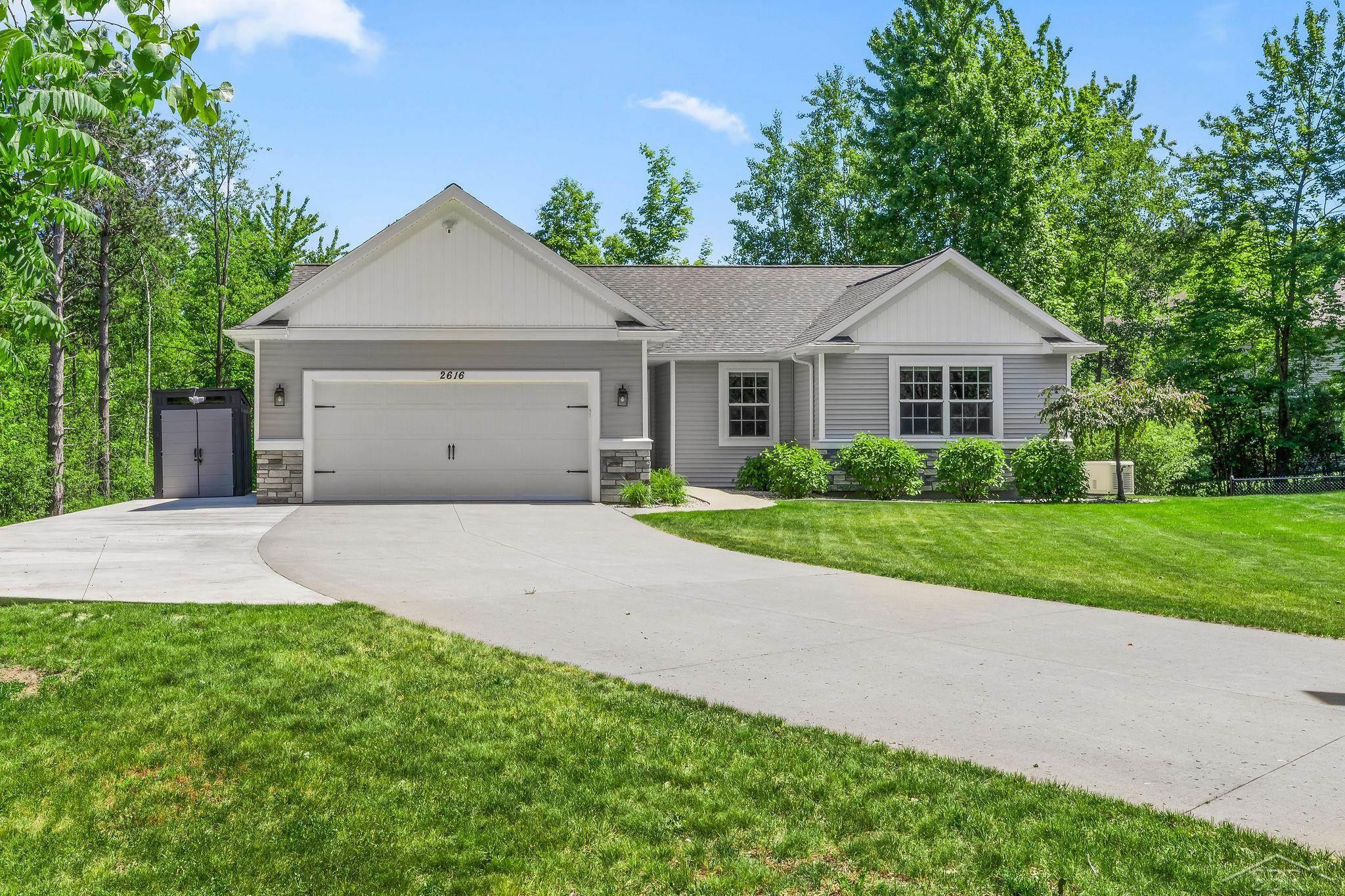 2616 Deerwood Circle, Midland, MI 48642 — Photo 25