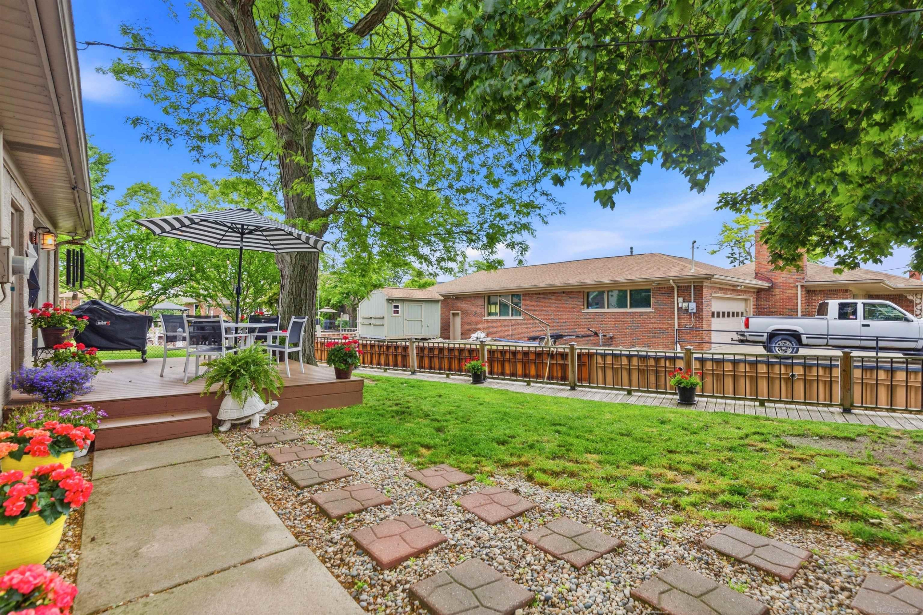26360 Jefferson Avenue, Saint Clair Shores, MI 48081 — Photo 24