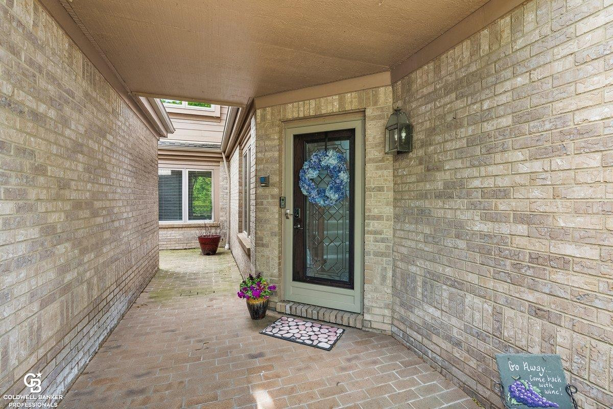 26031 N harbour pointe dr n Drive, UNIT #9, MI — Photo 2