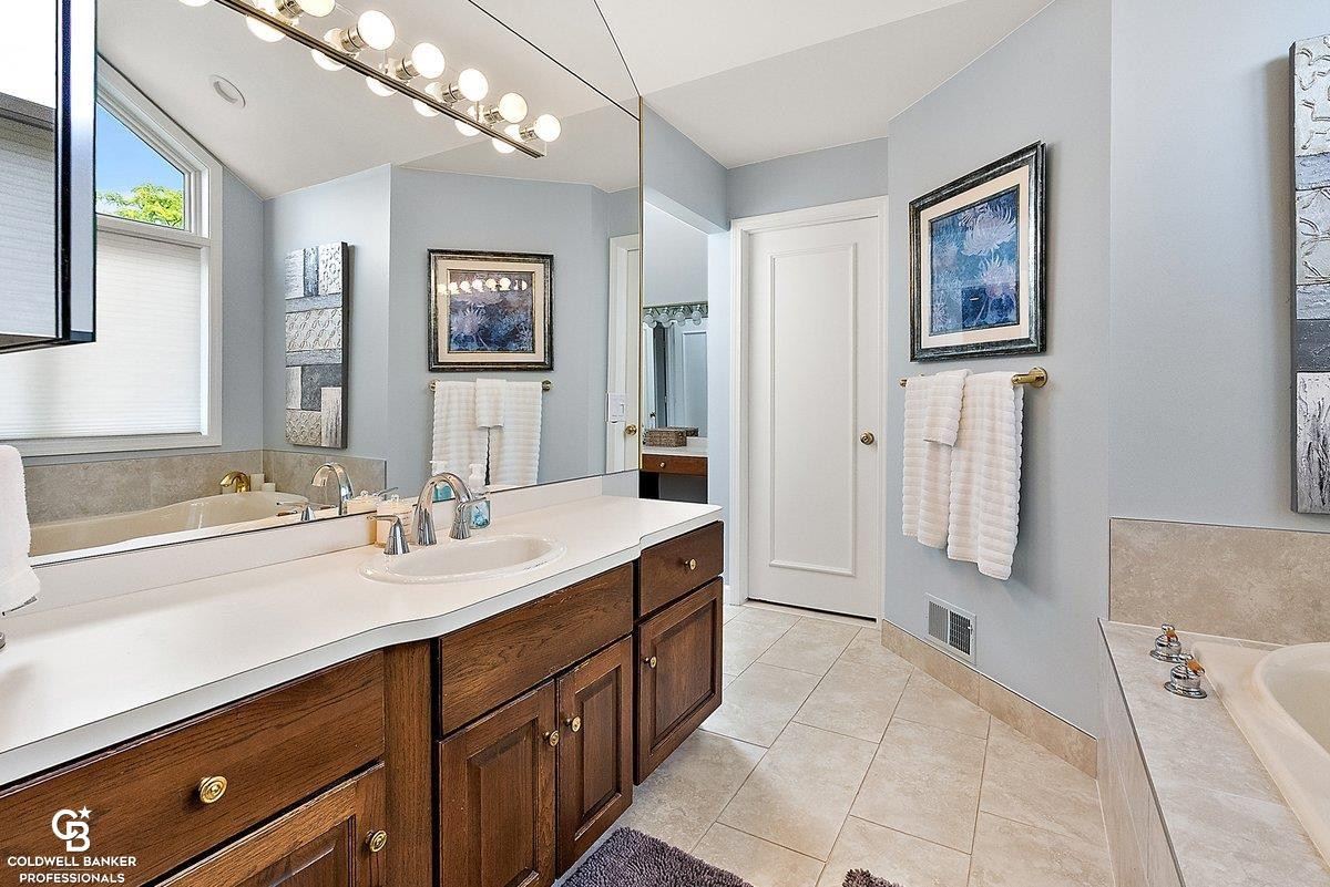 26031 N harbour pointe dr n Drive, UNIT #9, MI — Photo 41