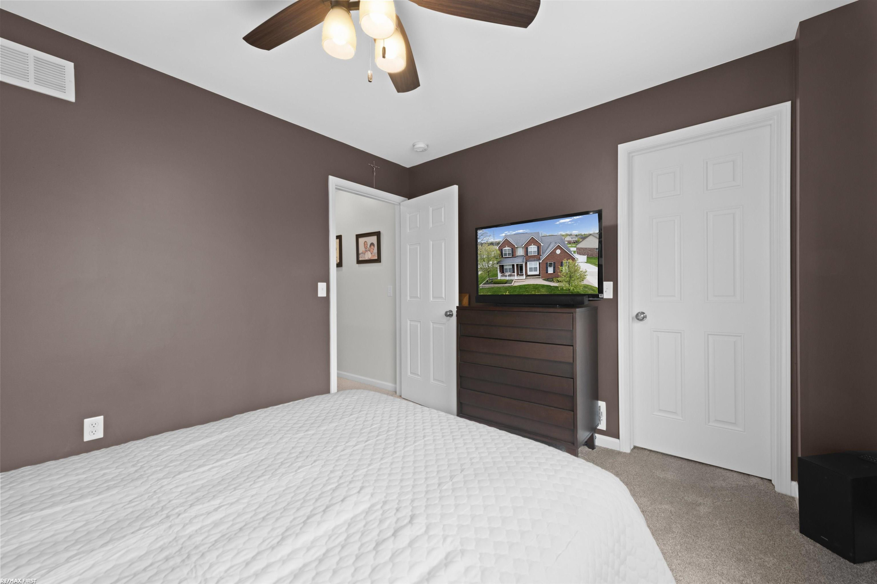 55590 Irvin Drive, Shelby, MI 48316 — Photo 26