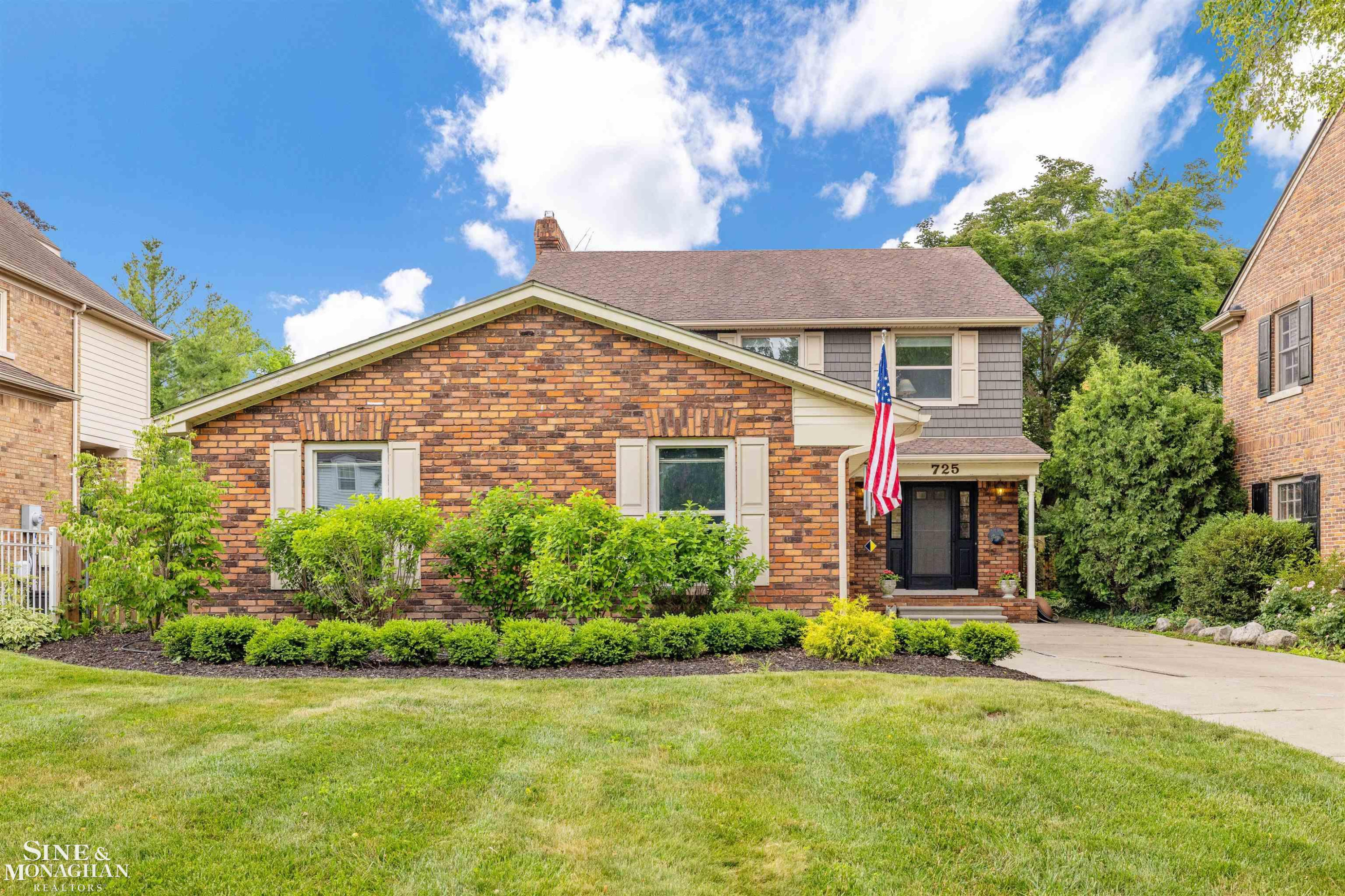 725 Fisher Road, Grosse Pointe, MI 48230 — Photo 2
