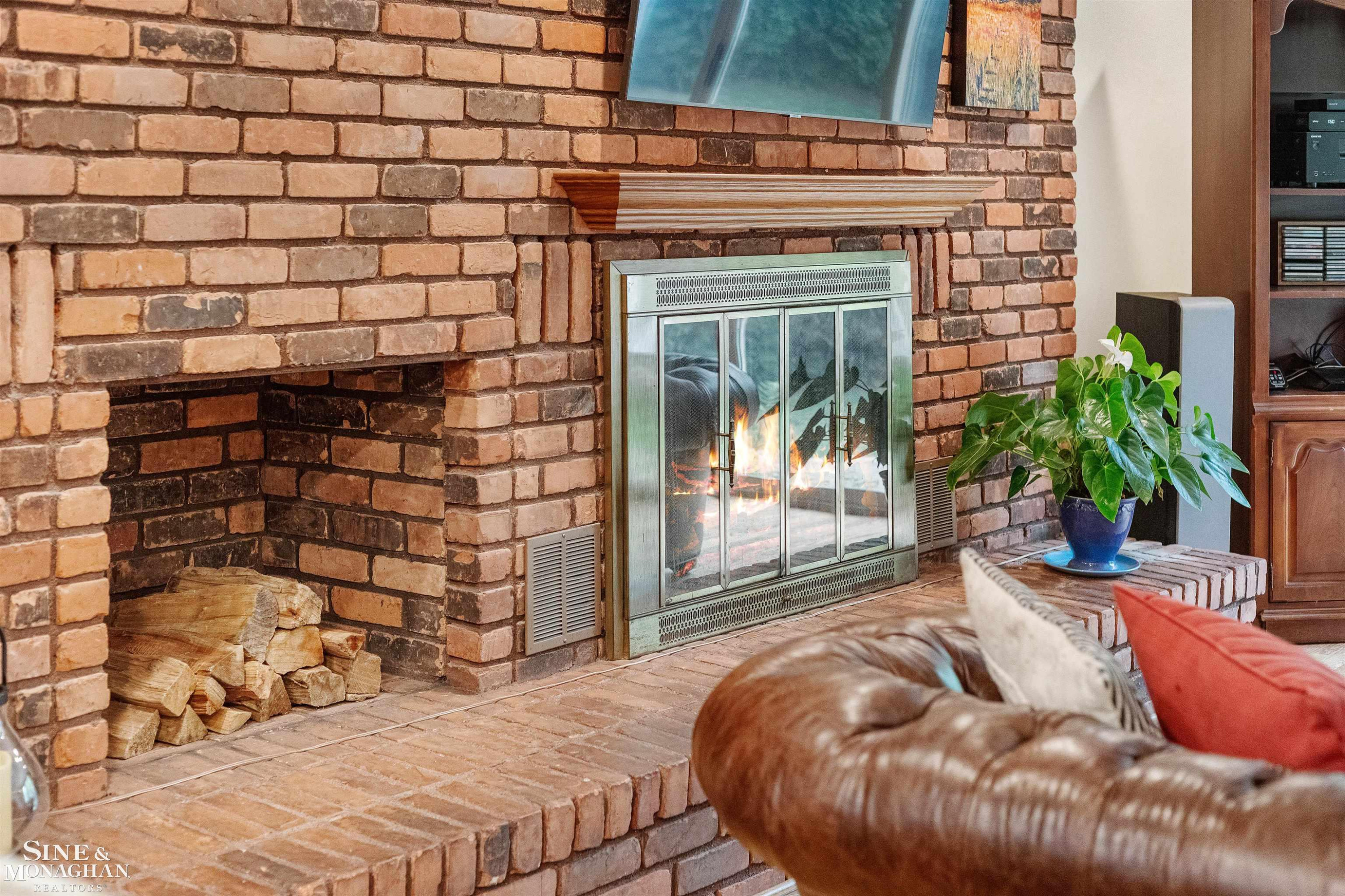 725 Fisher Road, Grosse Pointe, MI 48230 — Photo 9