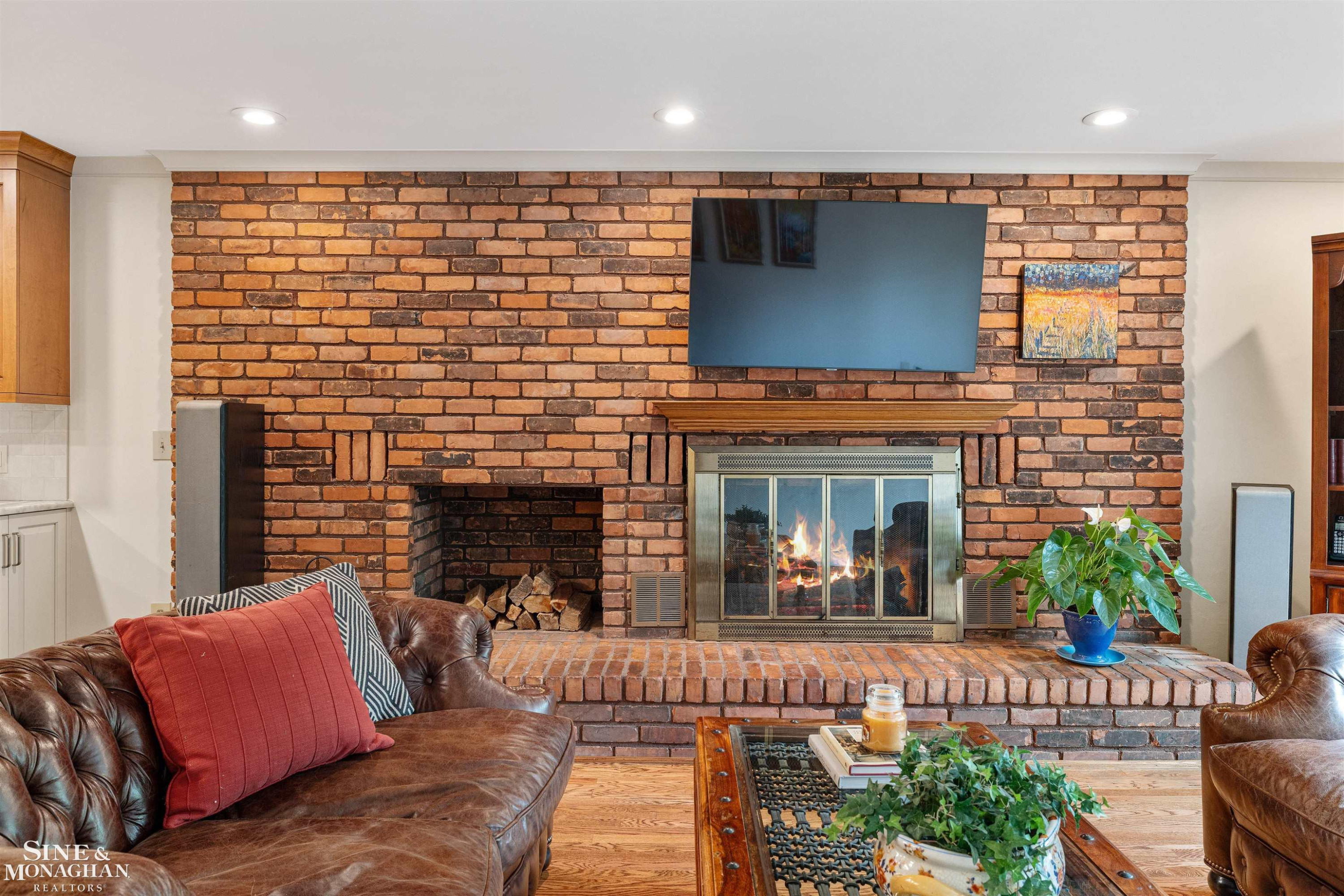 725 Fisher Road, Grosse Pointe, MI 48230 — Photo 10