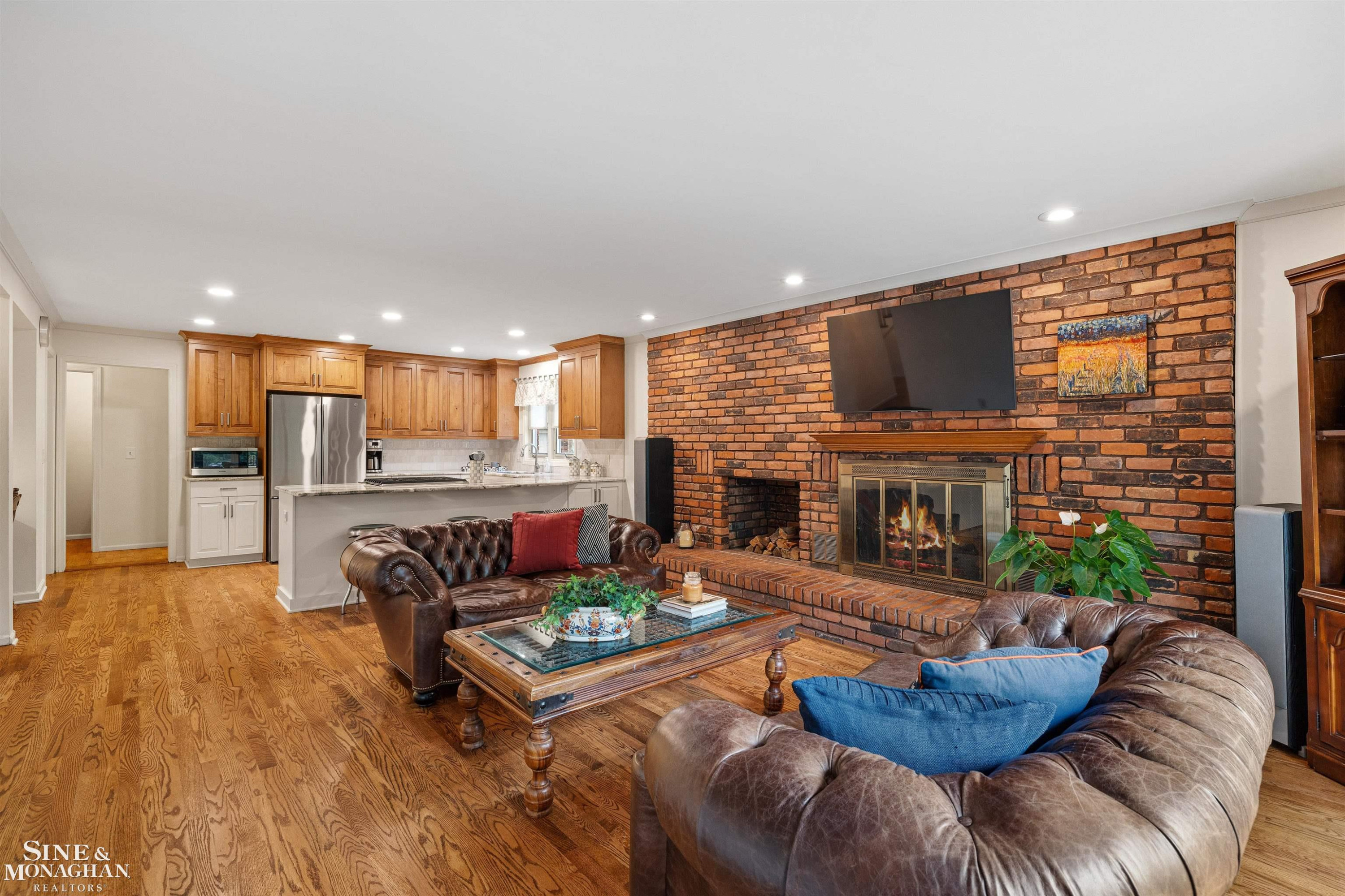 725 Fisher Road, Grosse Pointe, MI 48230 — Photo 11