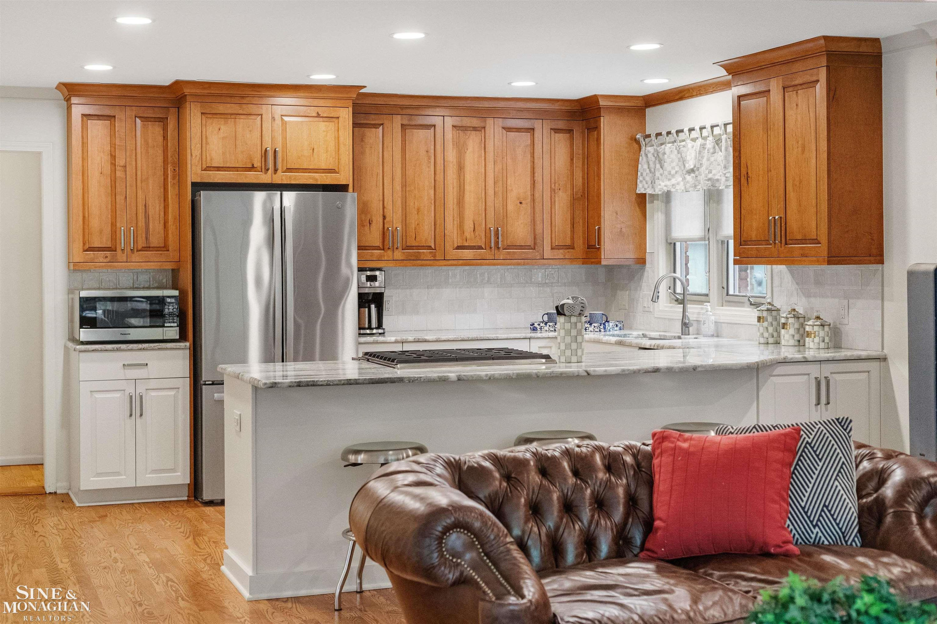 725 Fisher Road, Grosse Pointe, MI 48230 — Photo 12