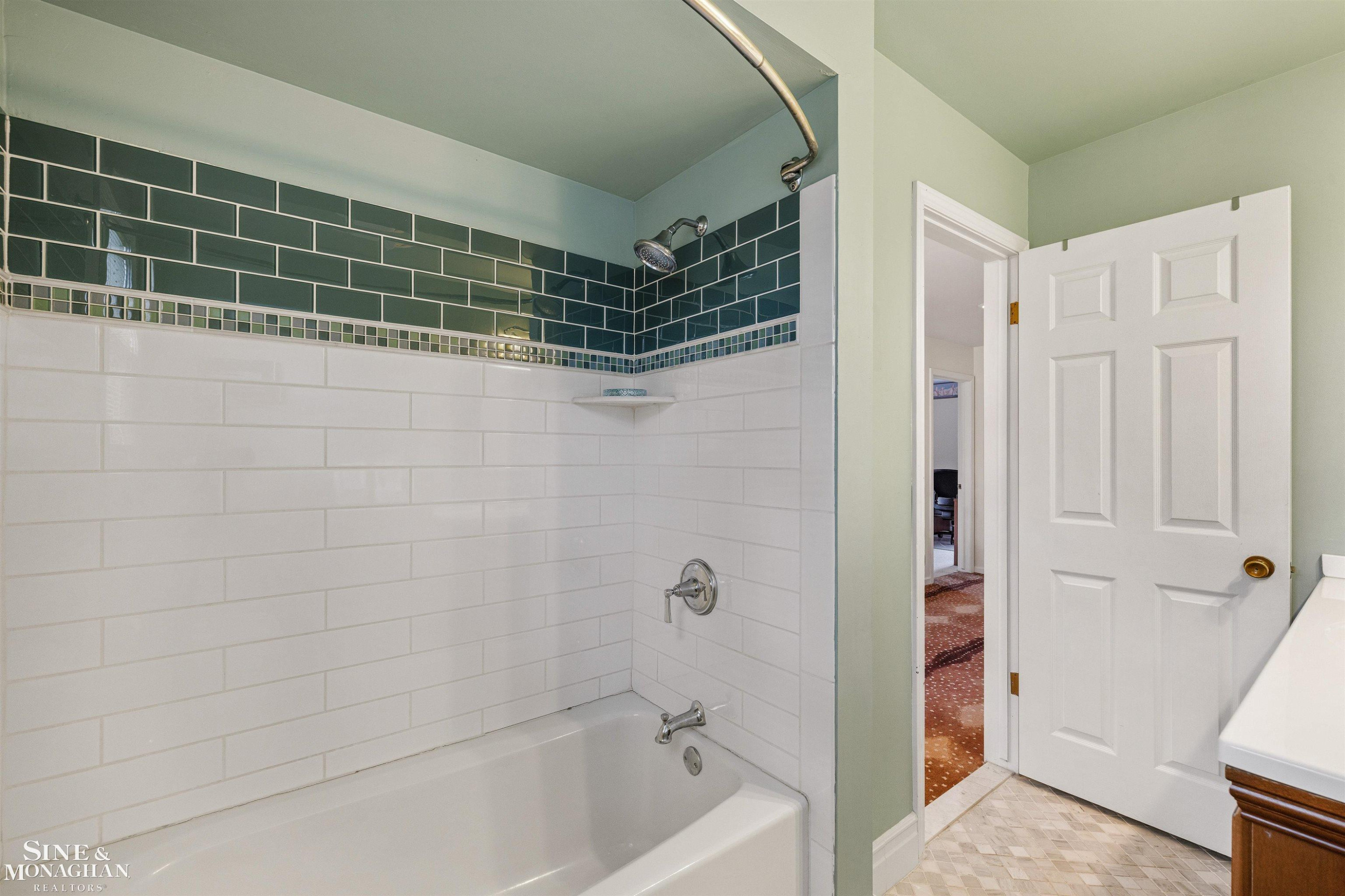 725 Fisher Road, Grosse Pointe, MI 48230 — Photo 41