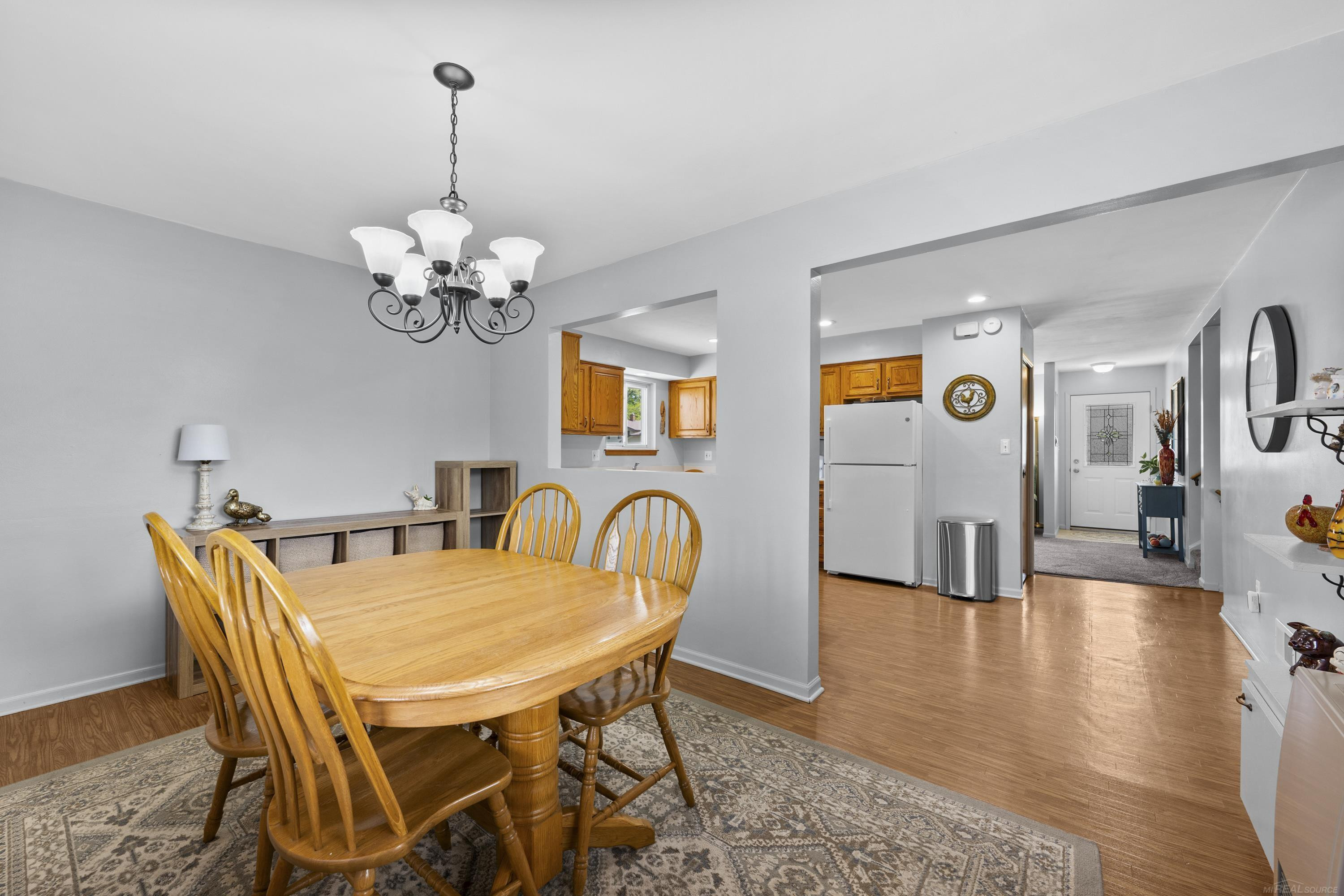 8607 Leslie Drive, Sterling Heights, MI 48314 — Photo 18