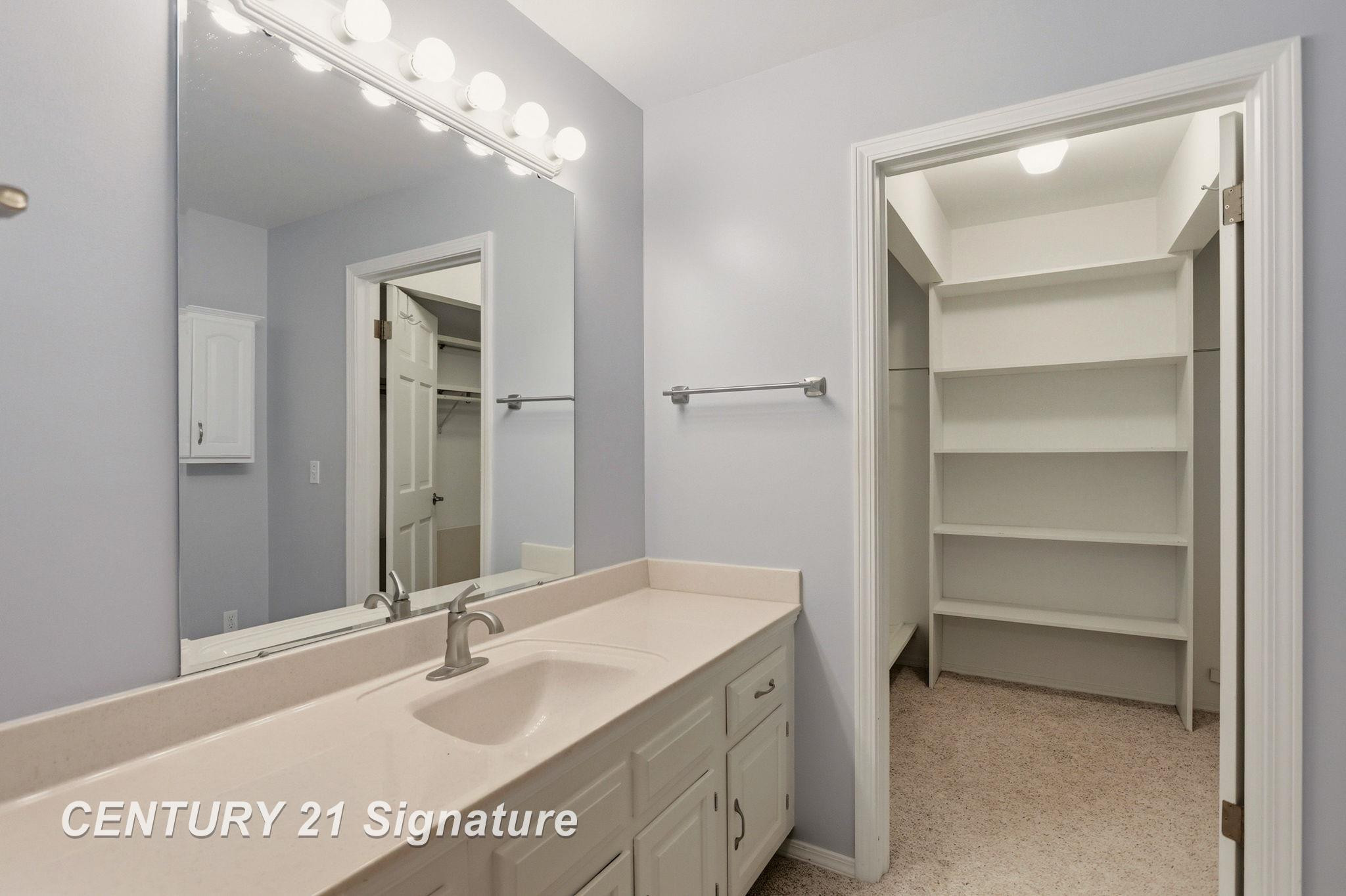 719 Kennely Road, E-78, Saginaw, MI 48609 — Photo 24