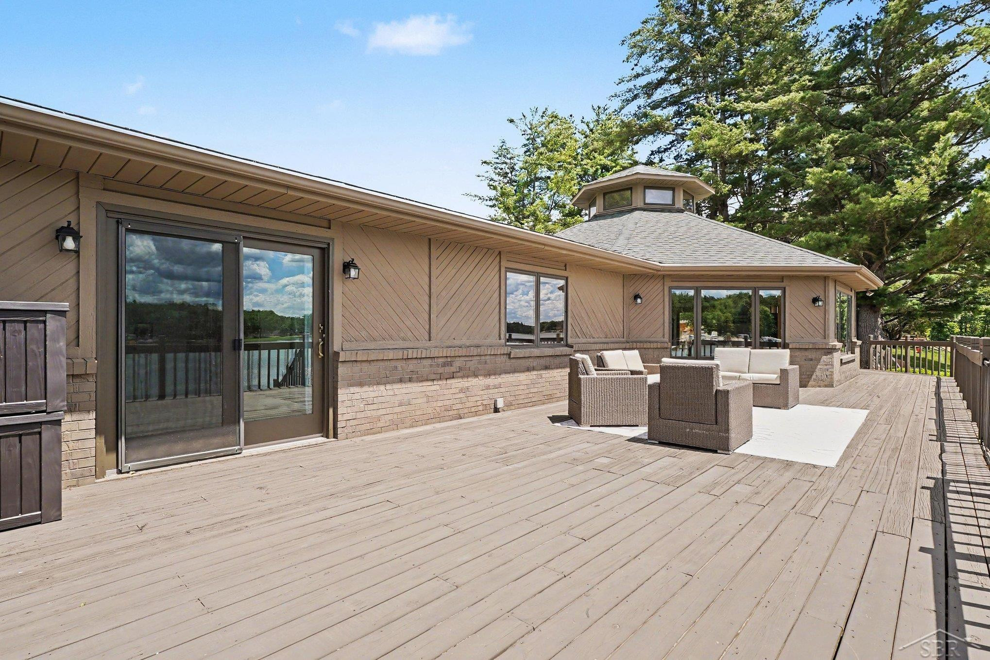 4991 N Pointe Drive, Sanford, MI 48657 — Photo 20